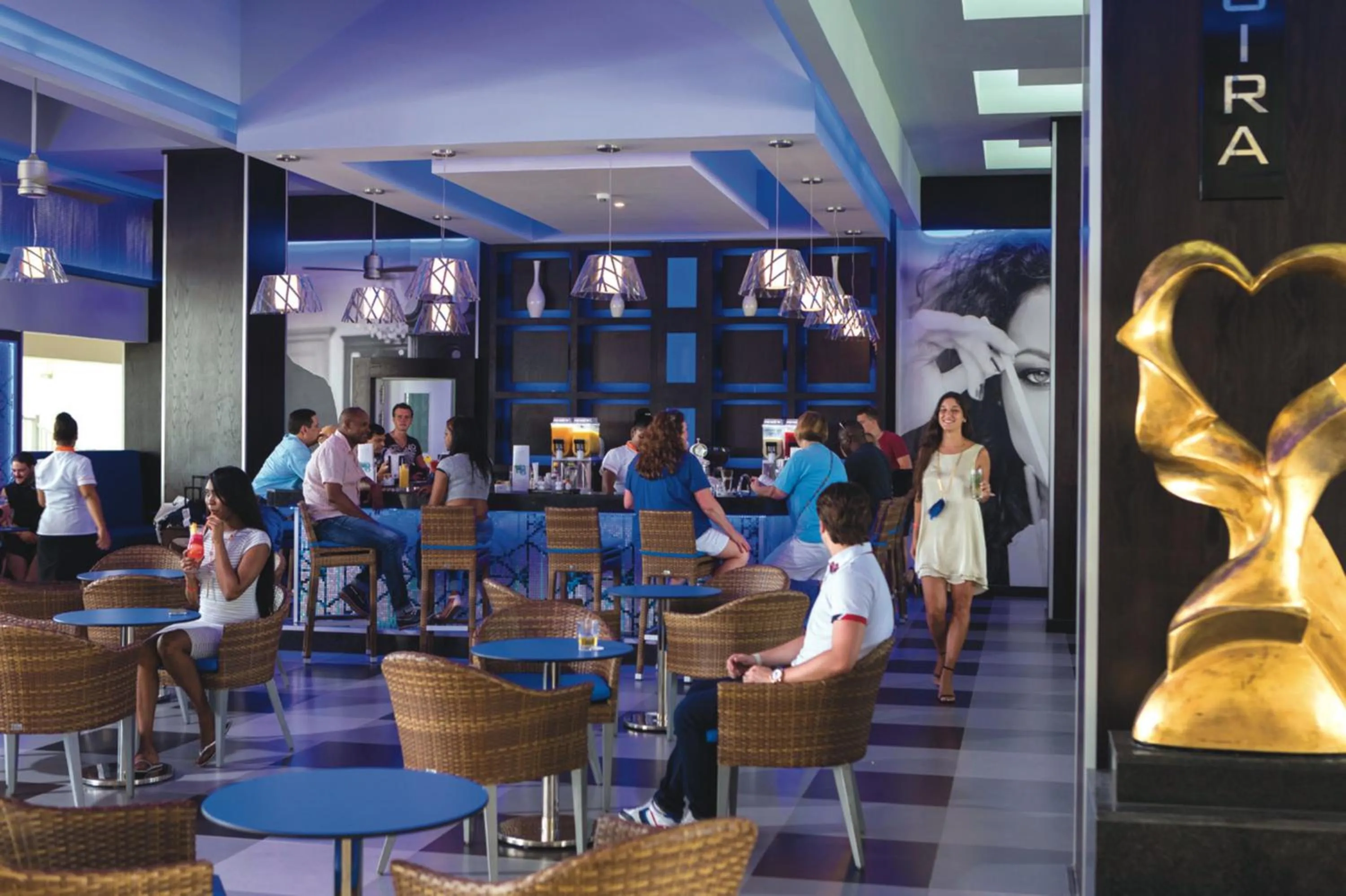Lounge or bar in Riu Republica - Adults Only - All Inclusive