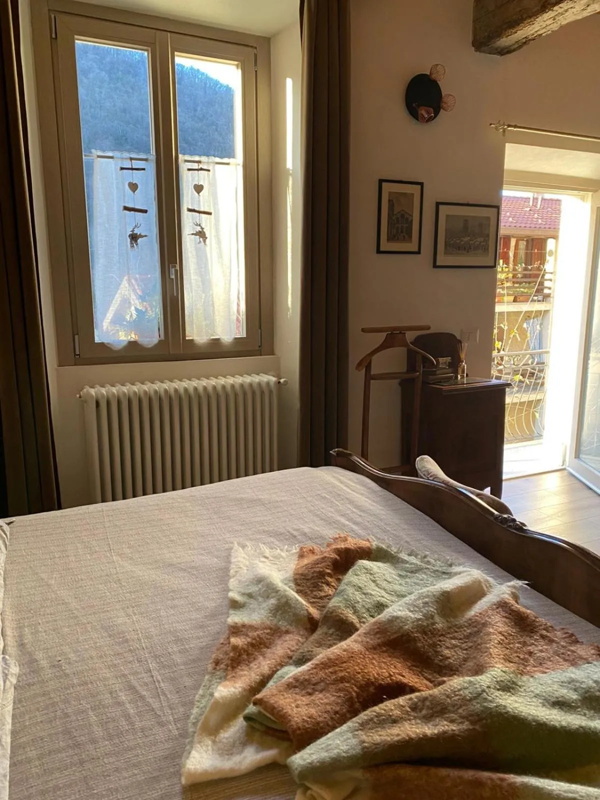 Photo of the whole room, Bed in B&B La Corte del Segrino