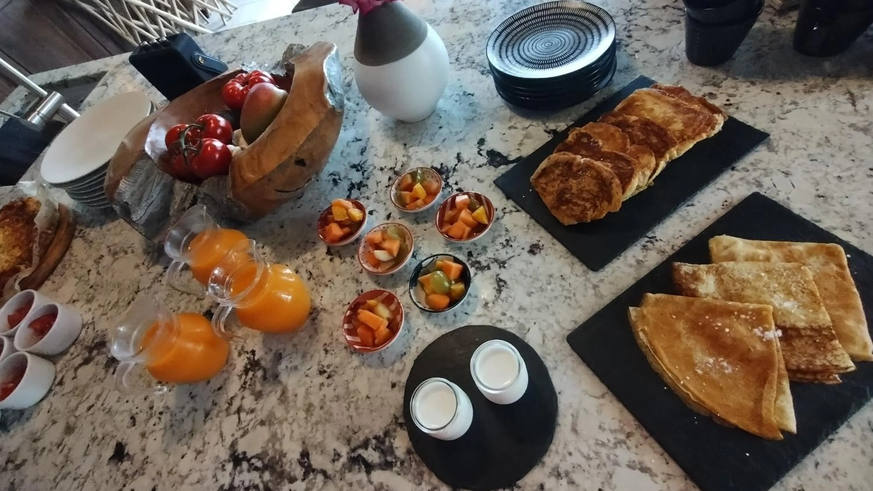 Heritage stone house BnB with Gourmet Breakfast - Chambres d'hôtes de charme entre Bayeux et les plages du débarquement