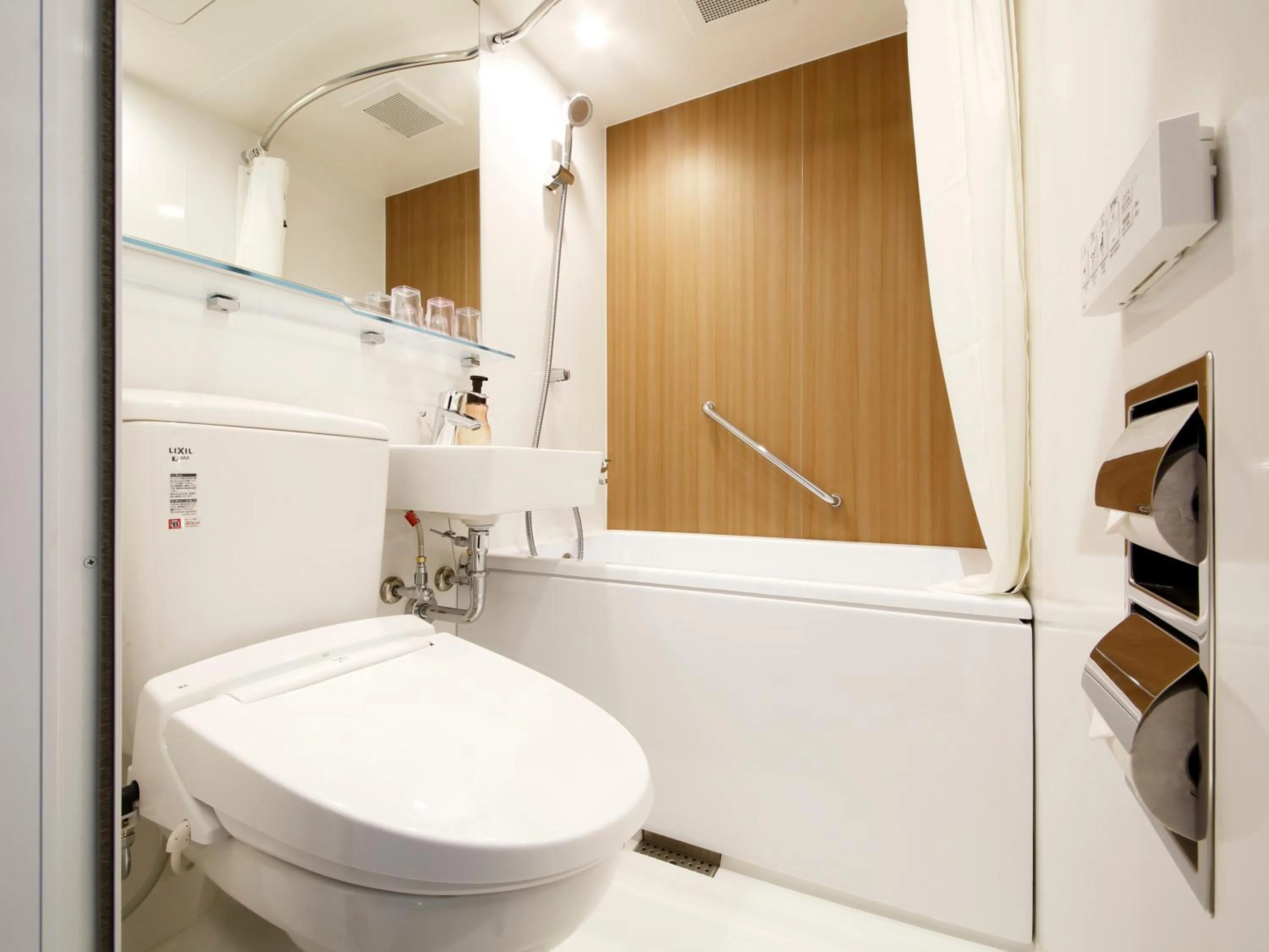 Photo of the whole room in HOTEL MYSTAYS Sapporo Susukino