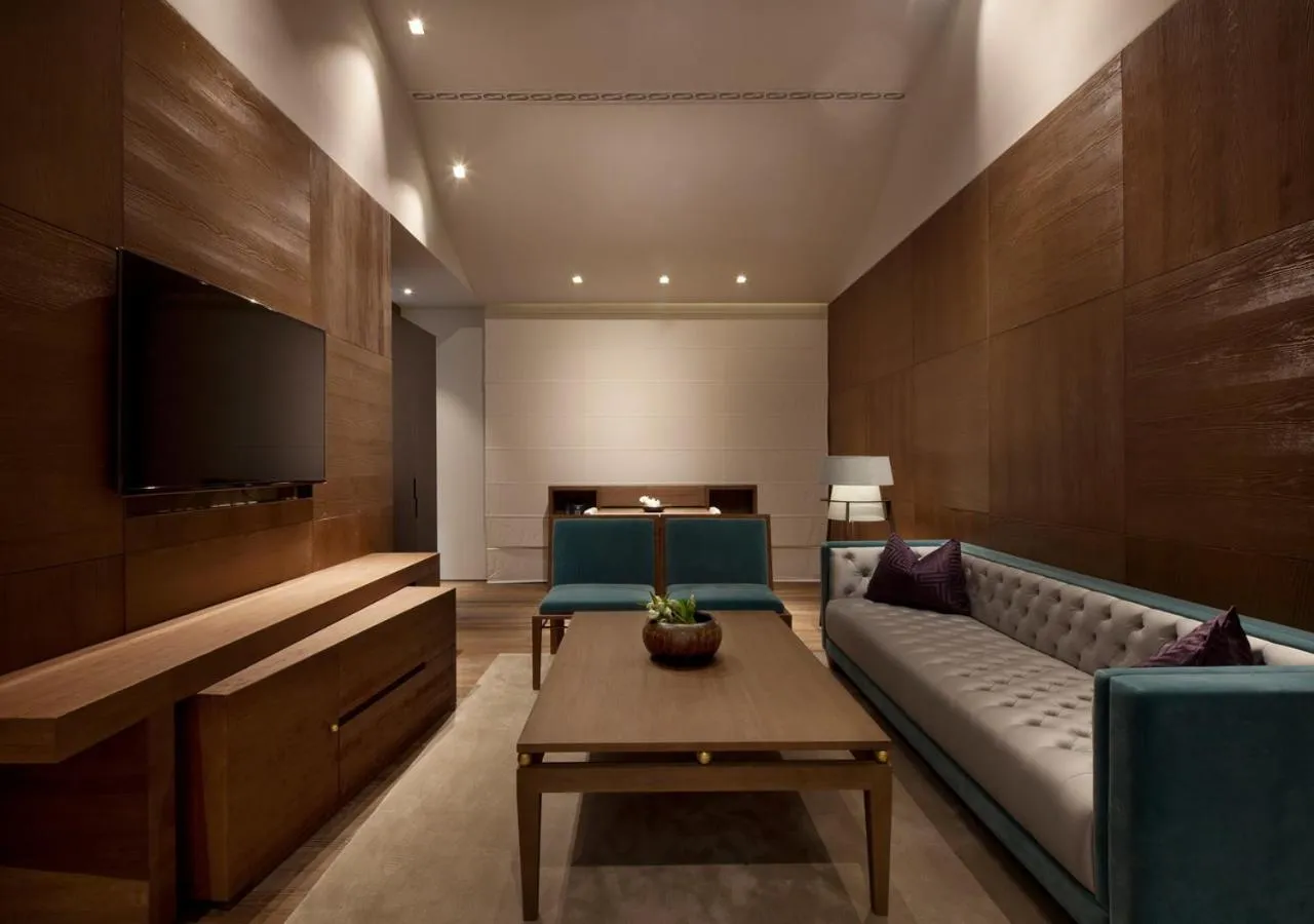 TV and multimedia in Diaoyutai Boutique Hotel Chengdu