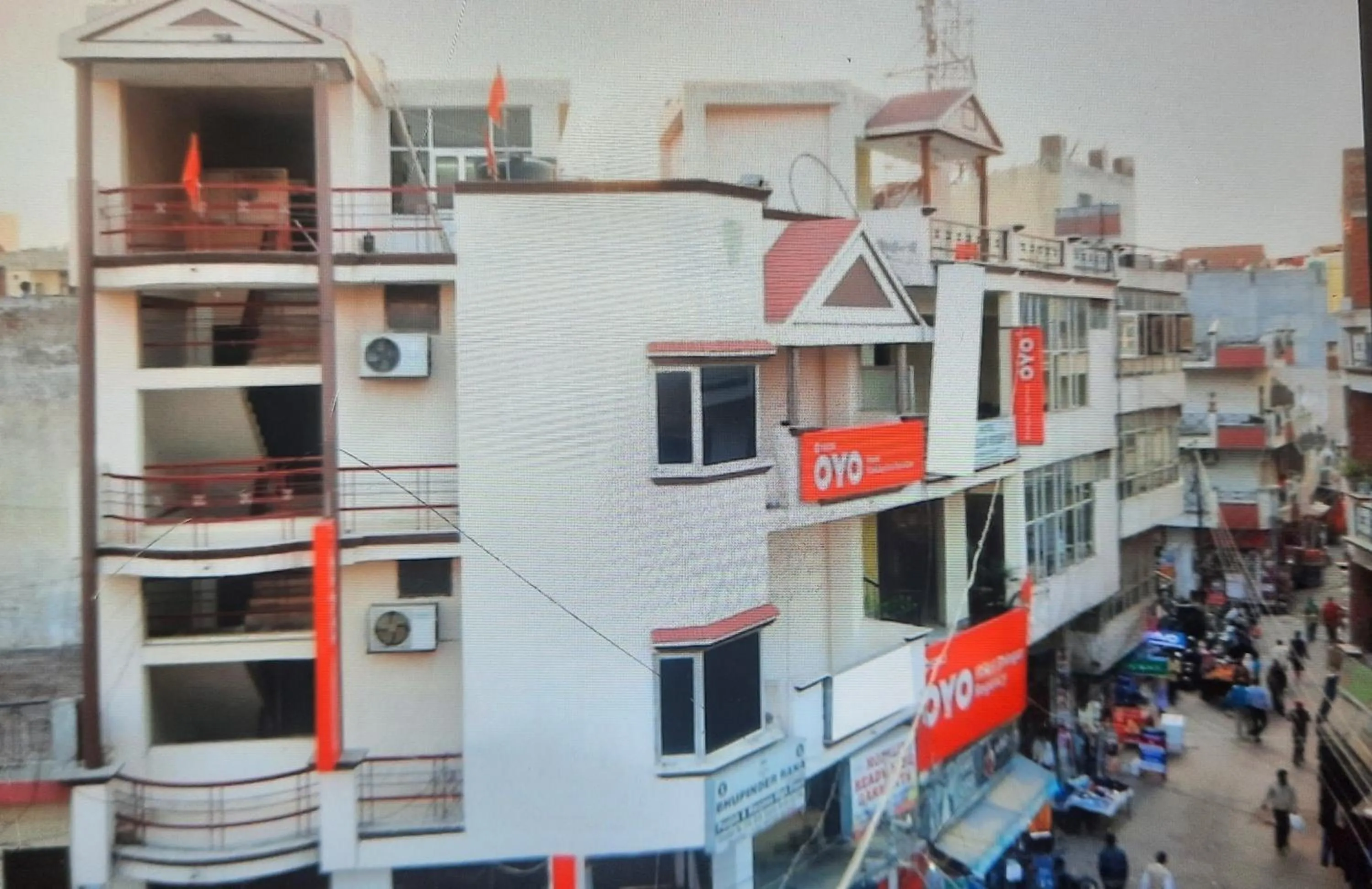 Property building in HOTEL HOLIDAY INN PARADISE