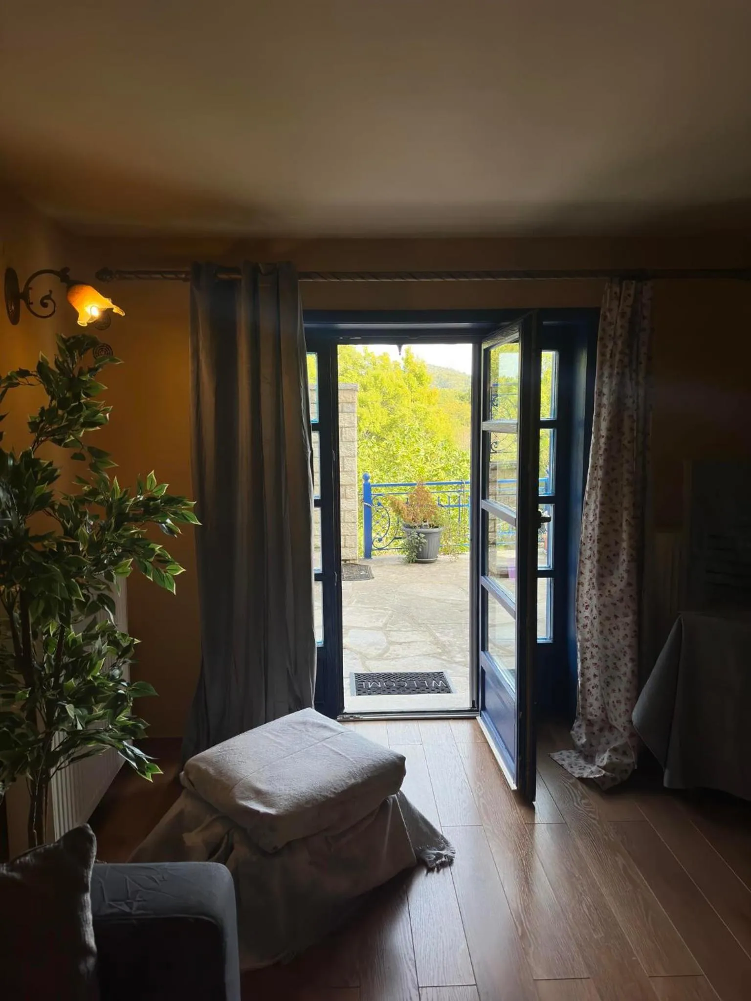 Arktouros Hotel