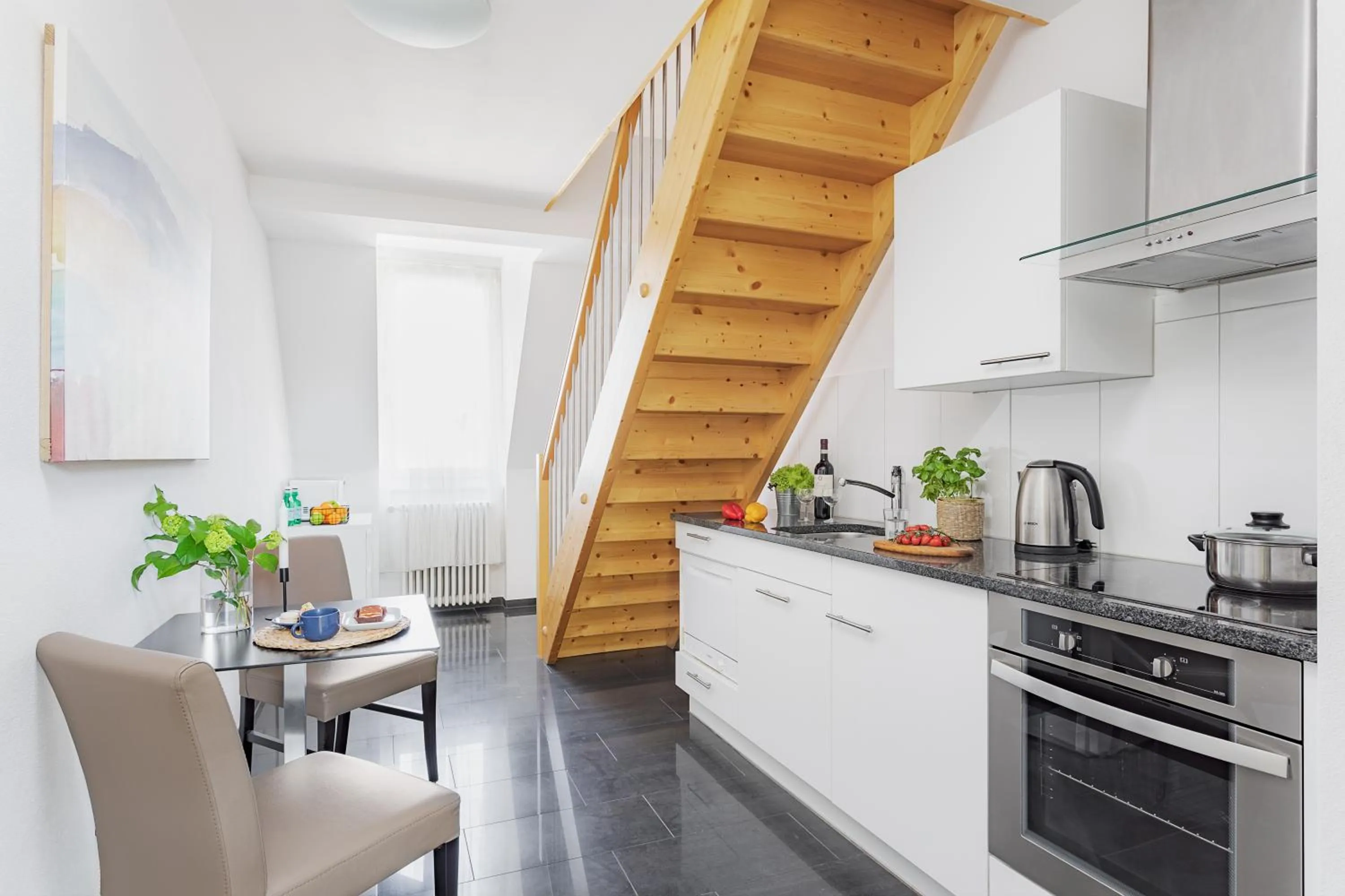 Kitchen or kitchenette in Swiss Star Aussersihl - Self Check-In