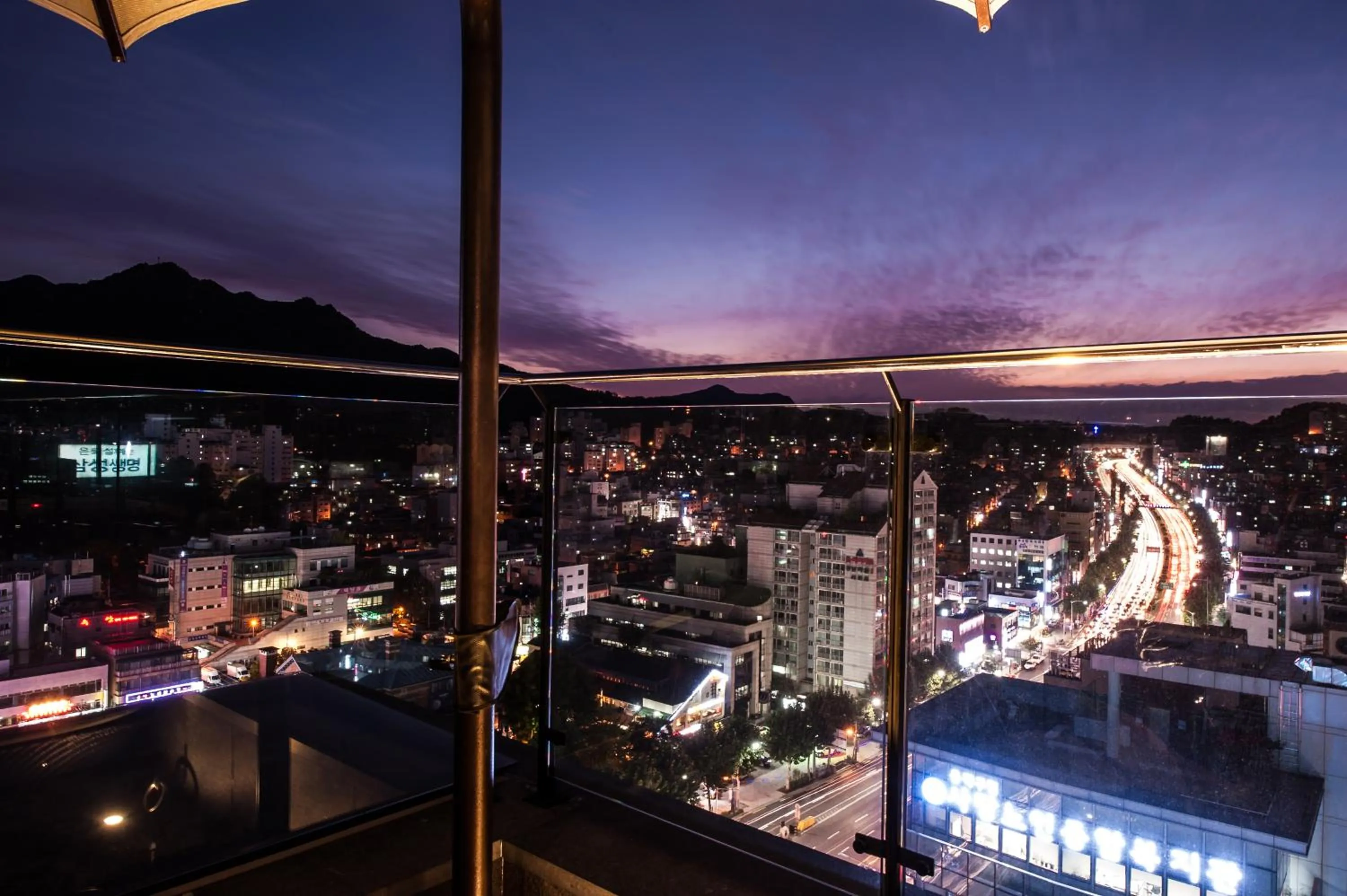 Staff in SR Hotel Sadang