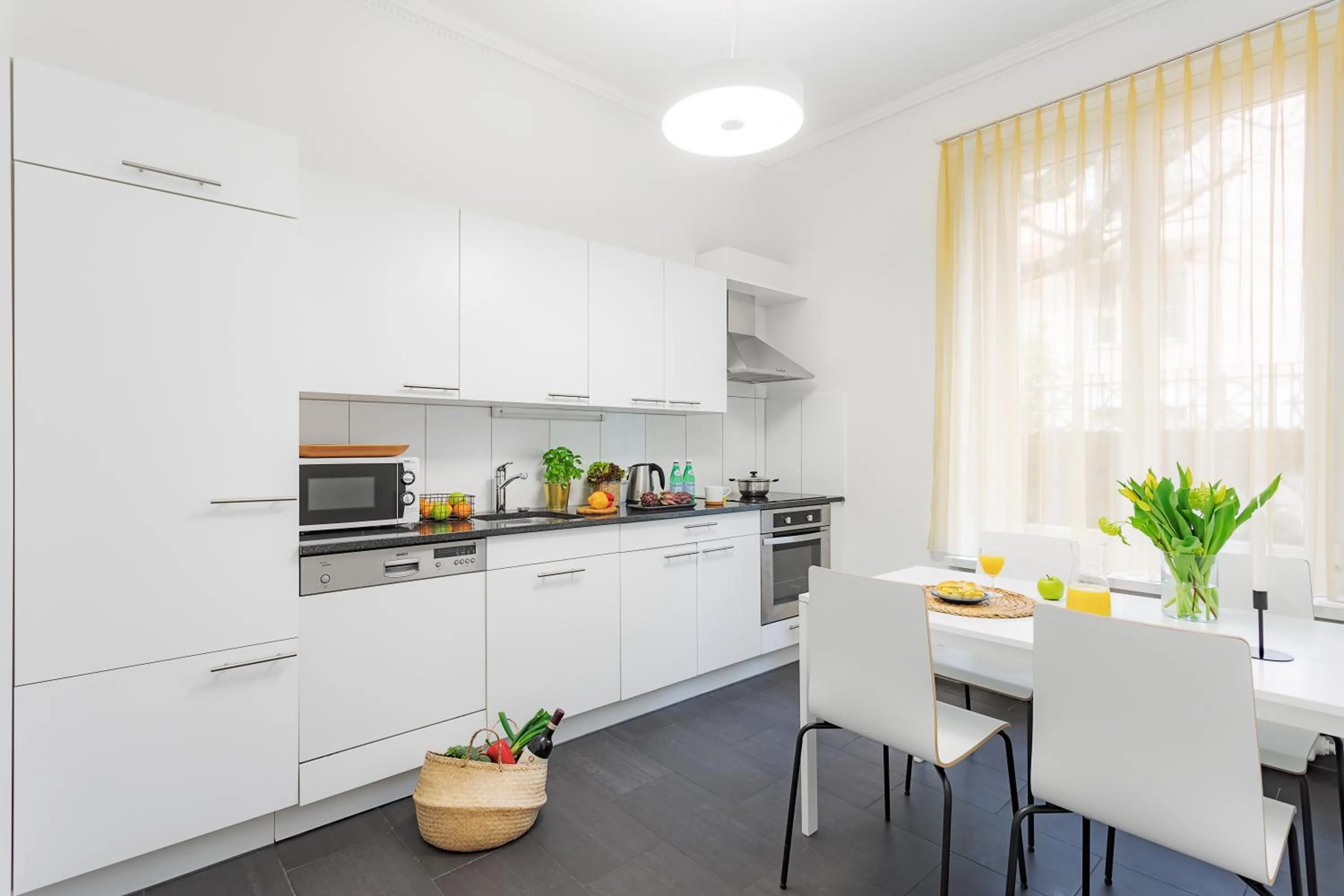 Kitchen or kitchenette in Swiss Star Zurich University - Self Check-In