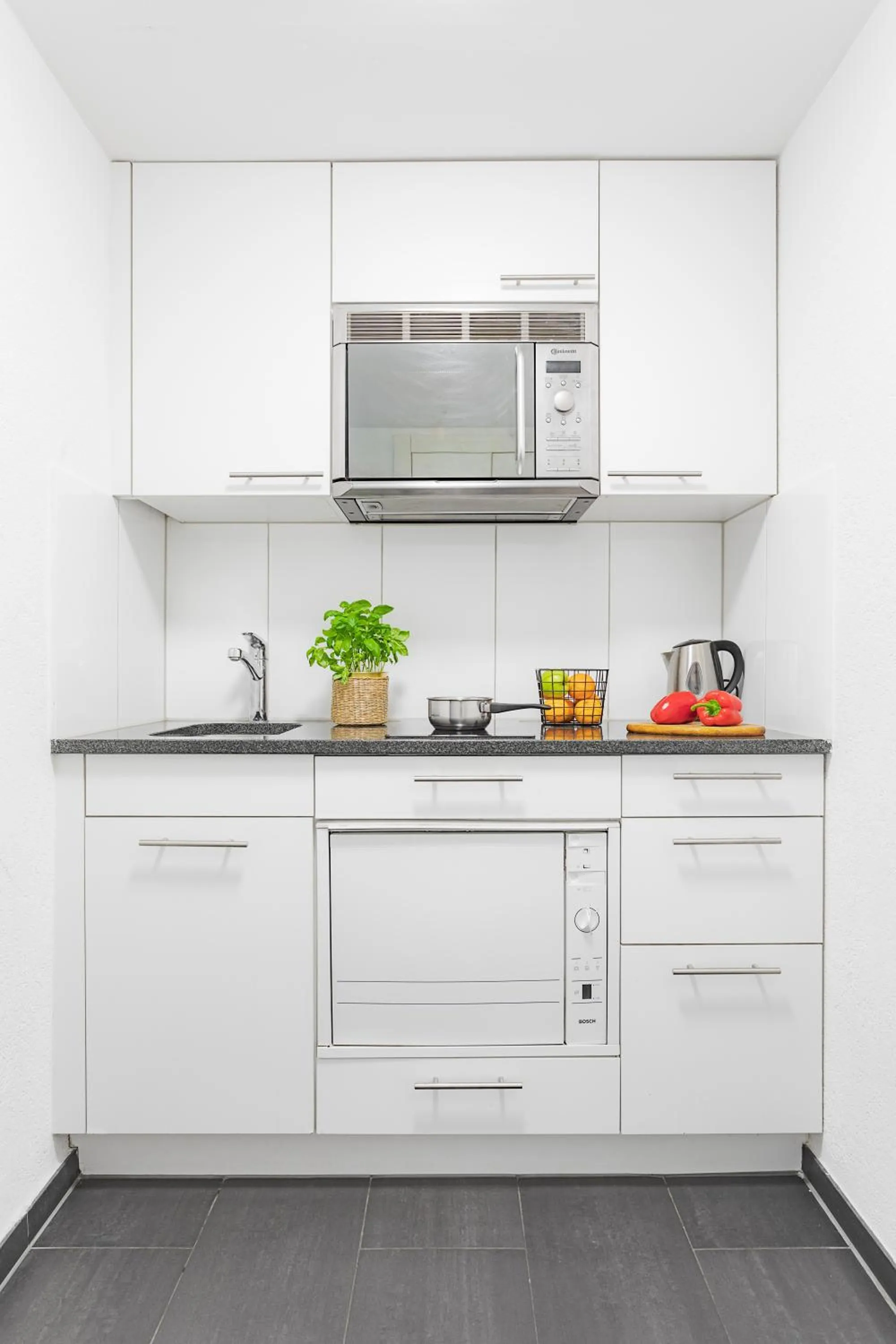 Kitchen or kitchenette in Swiss Star Zurich University - Self Check-In