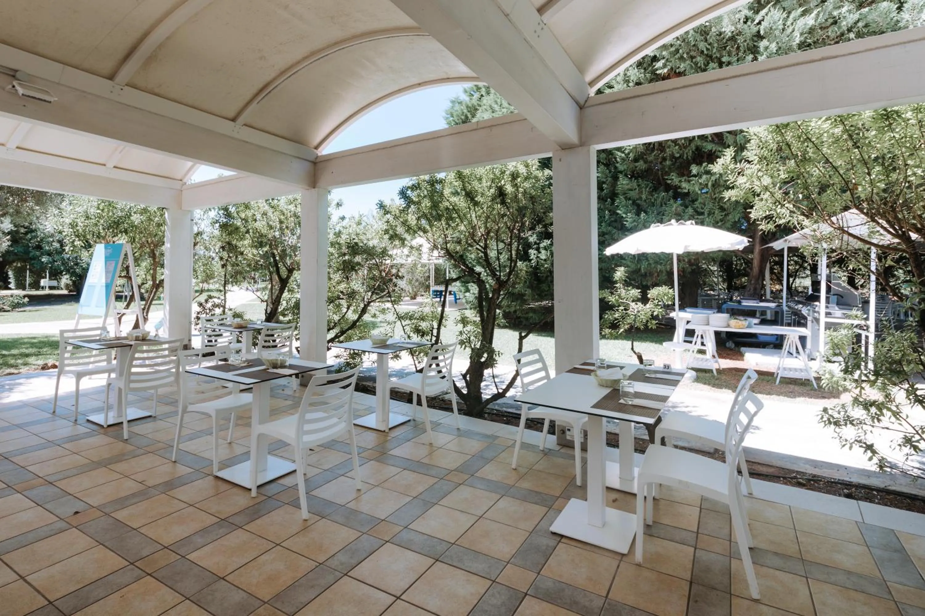 Restaurant/places to eat in Nicolaus Club La Giurlita