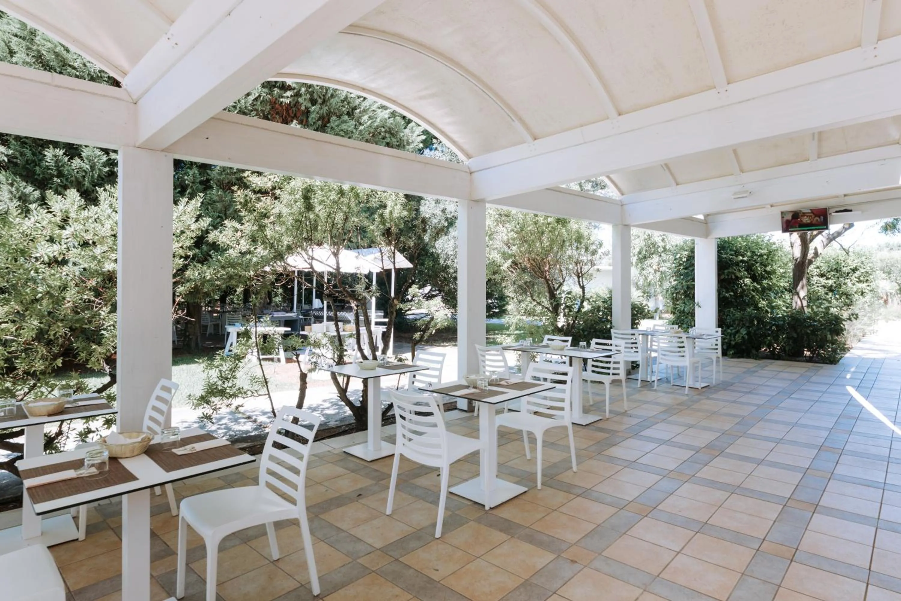 Restaurant/places to eat in Nicolaus Club La Giurlita