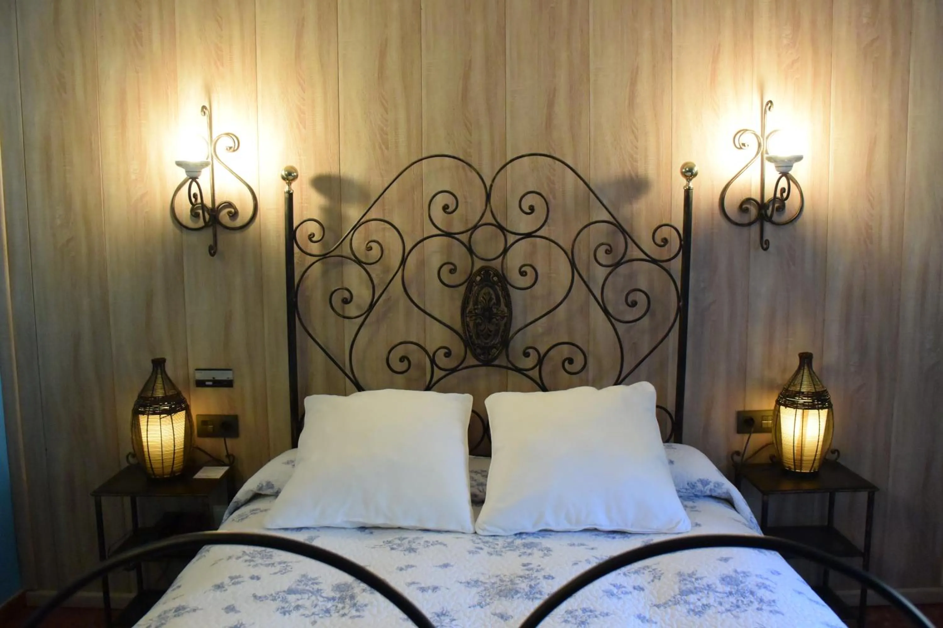 Photo of the whole room, Bed in Hotel Sierra Madrona