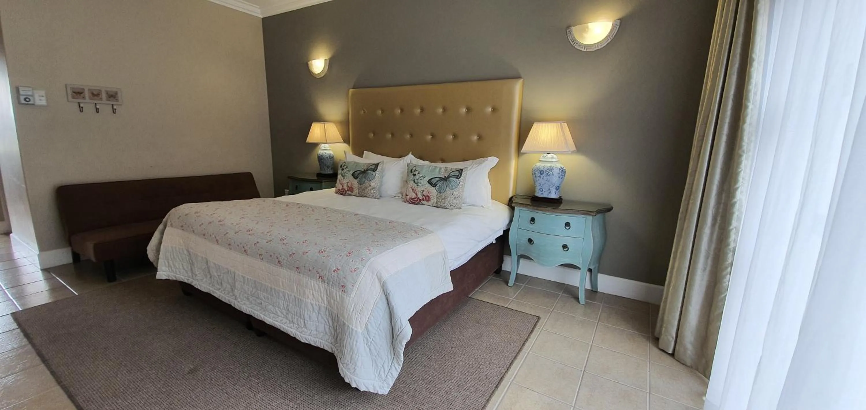 Bed in The Mandyville Jeffreys Bay