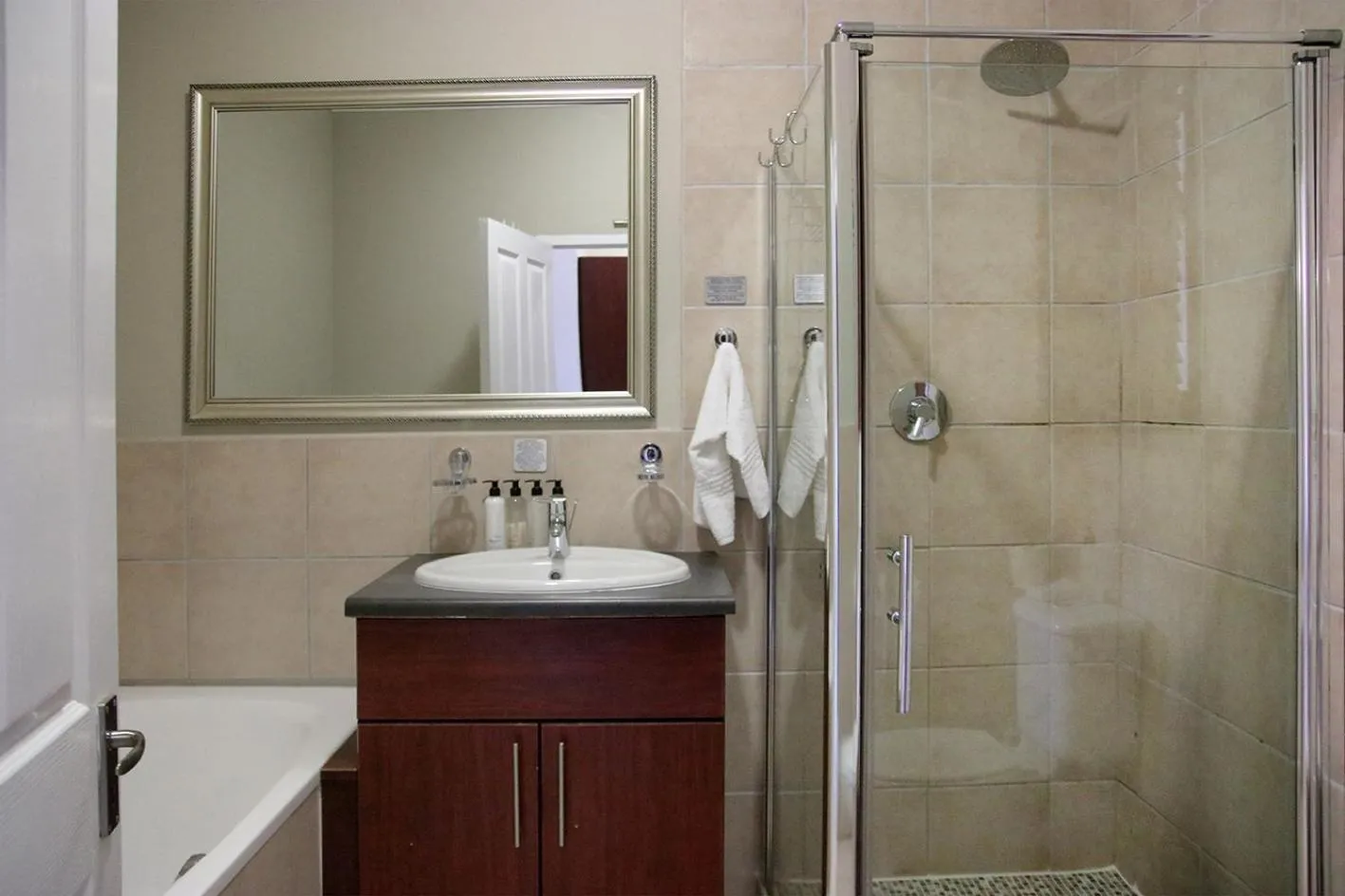 Shower in The Mandyville Jeffreys Bay