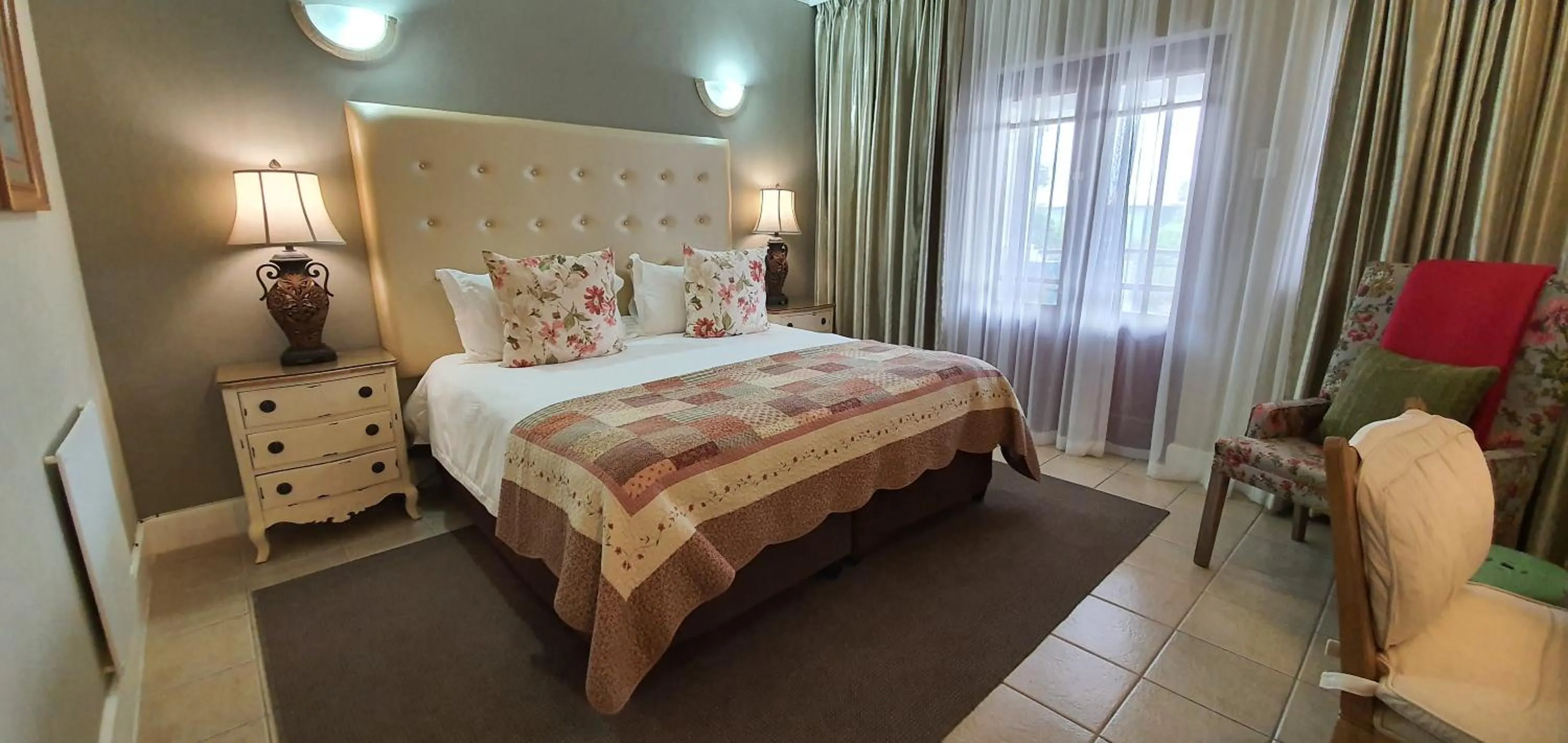 Bed in The Mandyville Jeffreys Bay