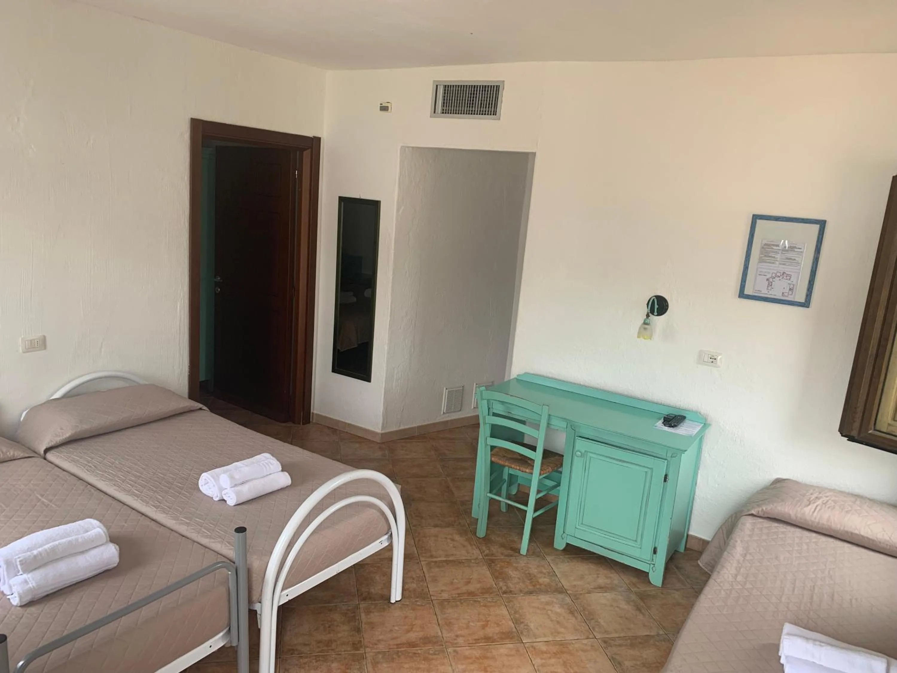 Photo of the whole room in Cort'e Nastasj