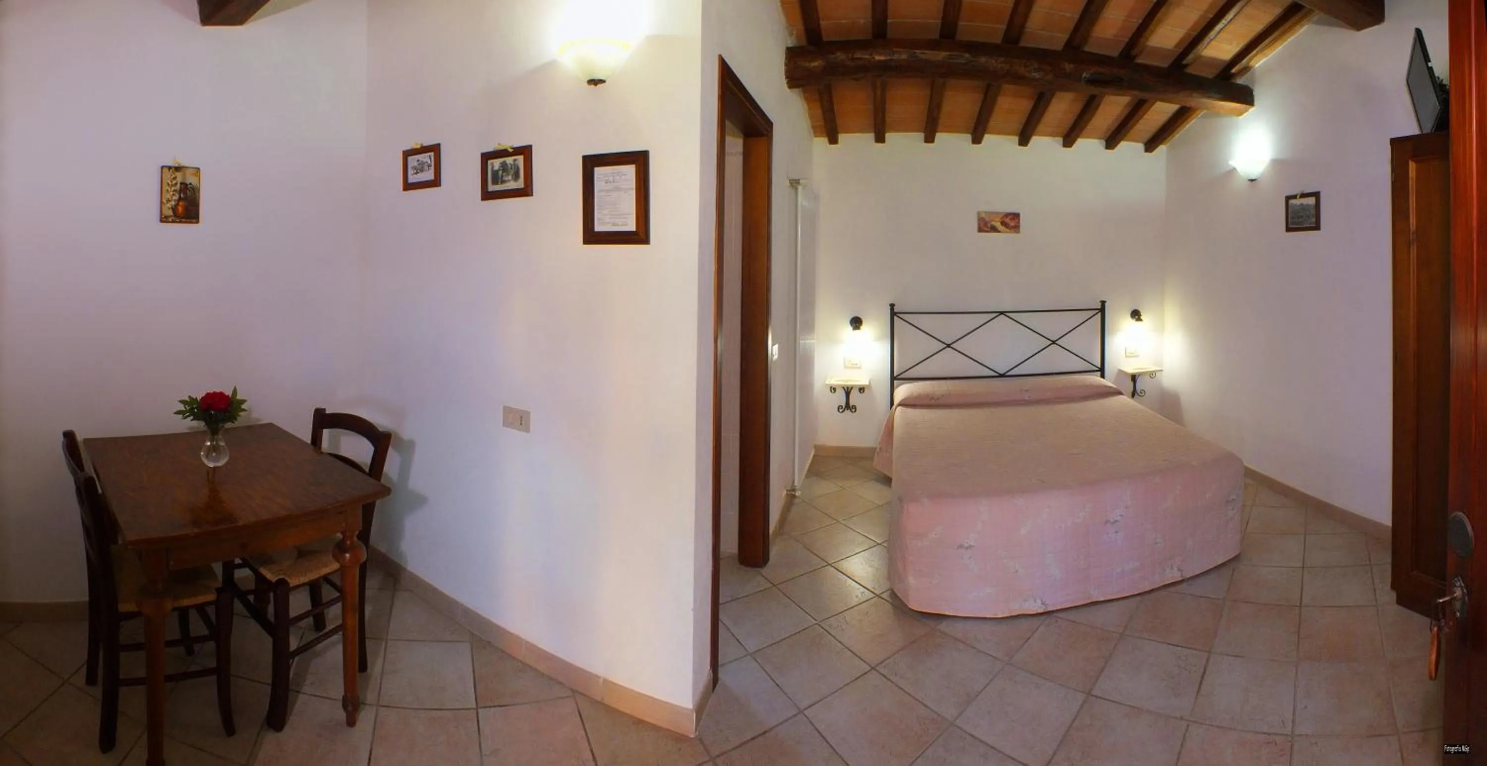 Photo of the whole room, Bed in La Merla