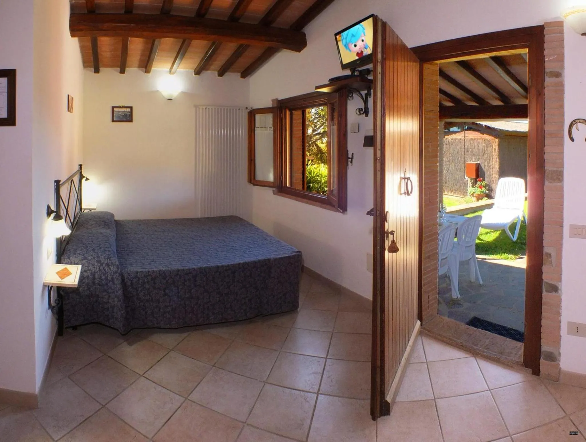 Photo of the whole room, Bed in La Merla
