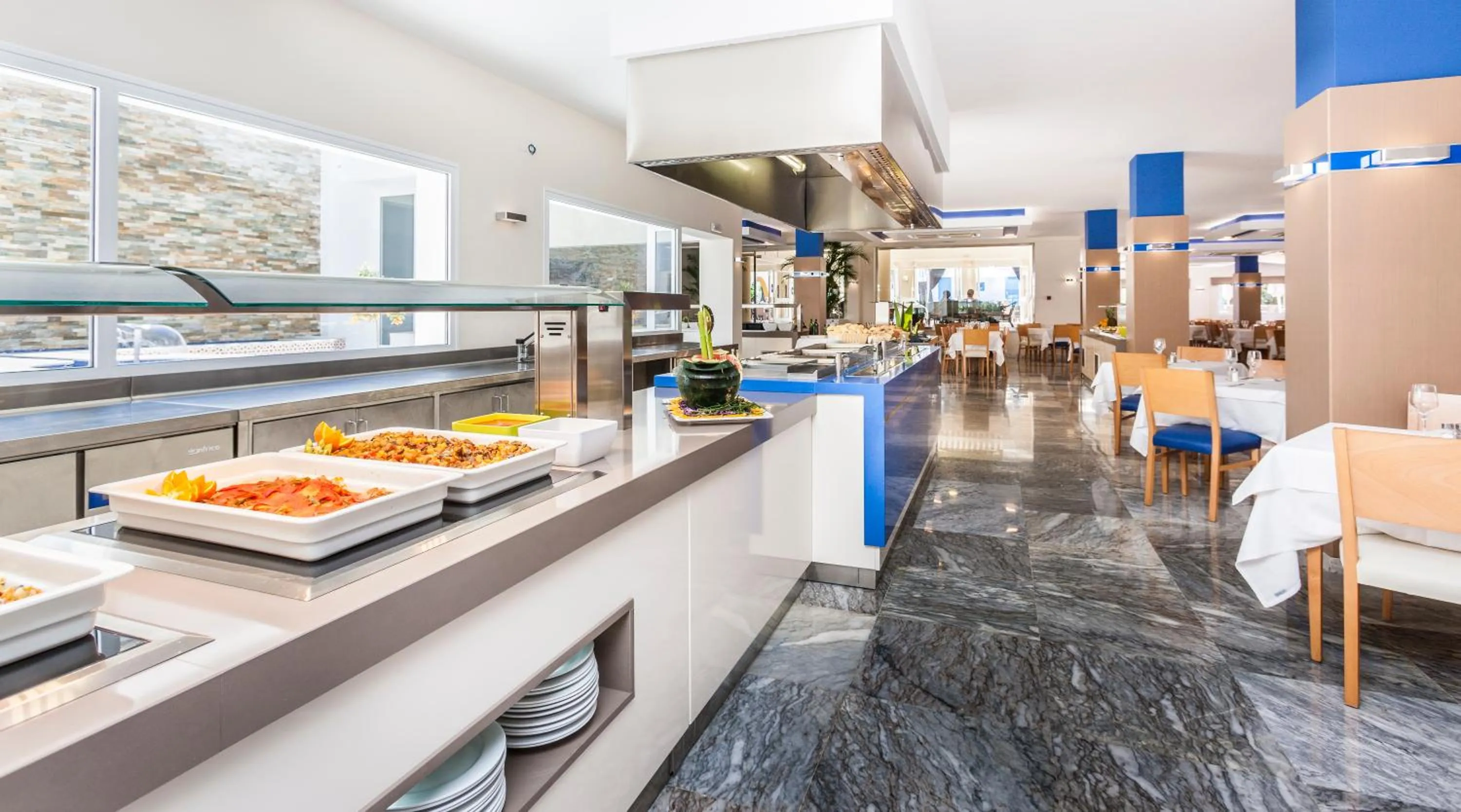 Restaurant/places to eat in Globales Playa Estepona