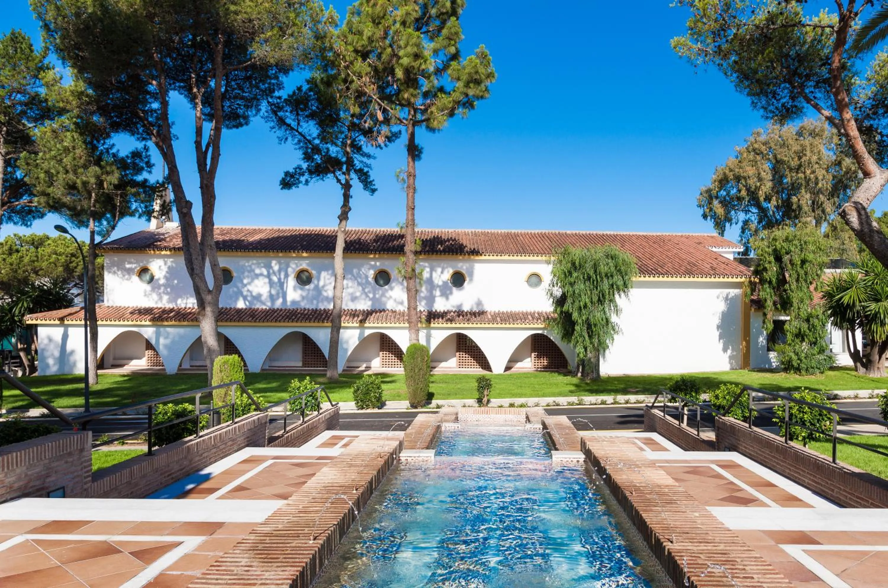 Facade/entrance in Globales Playa Estepona