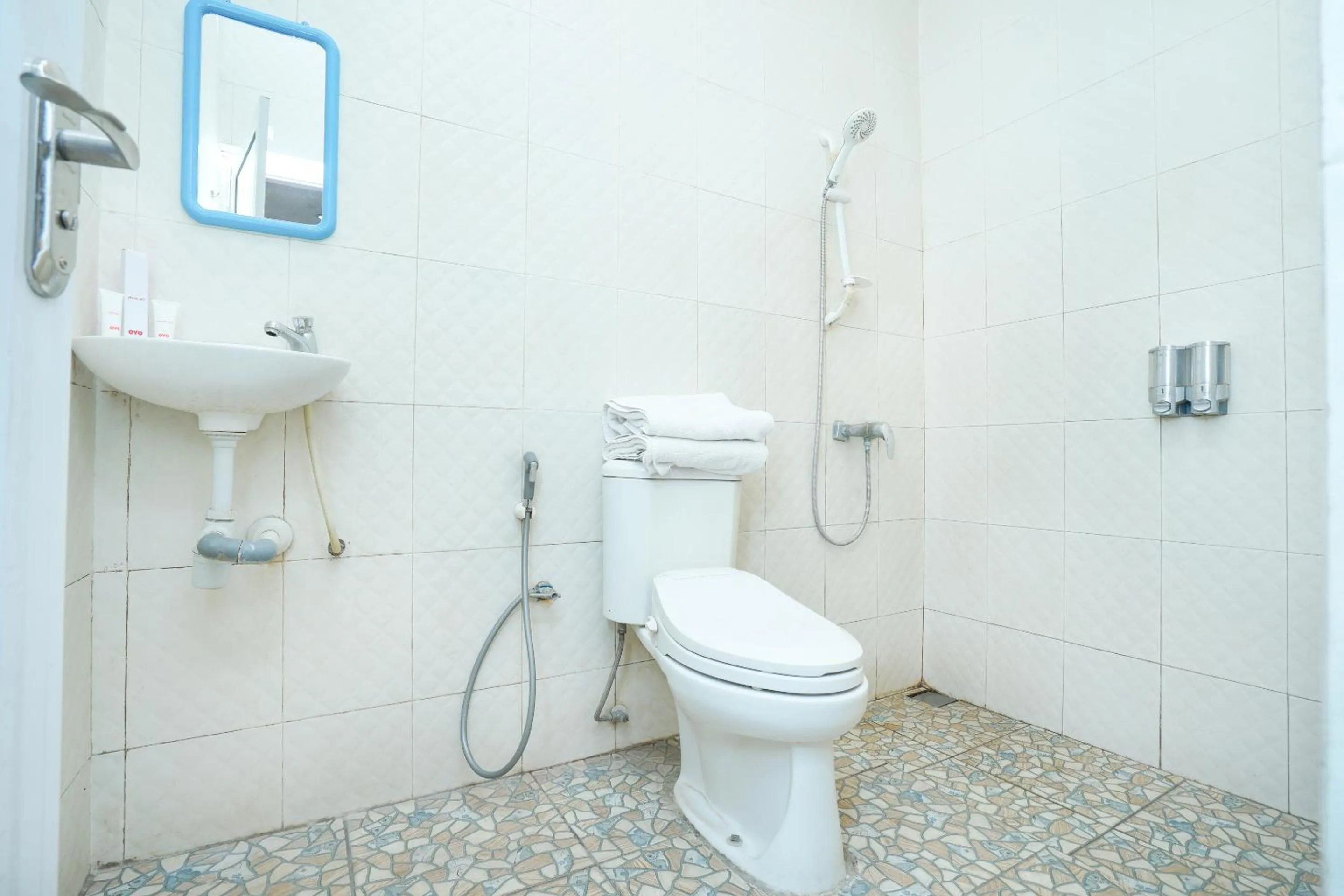 Bathroom in Mojokerto Classic Homestay