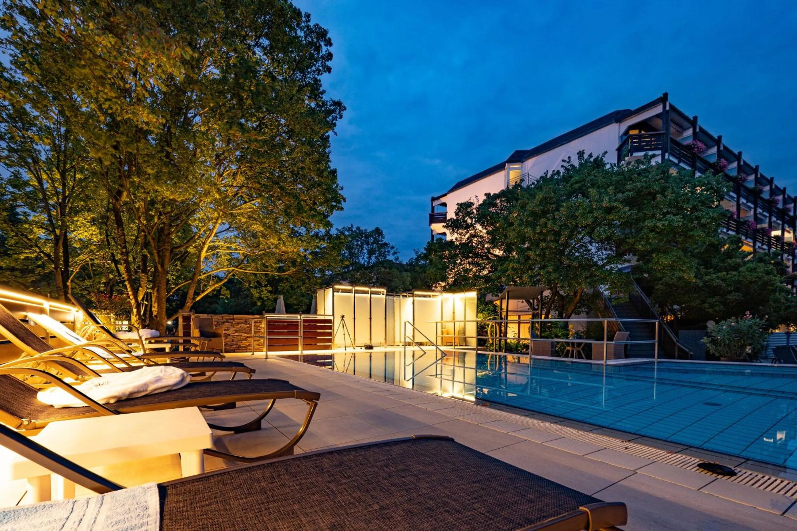 Swimming pool in Thermenhotel Apollo