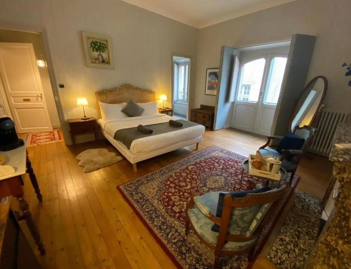 Bed in La Maison de L' Ambassadeur Carcassonne B&B