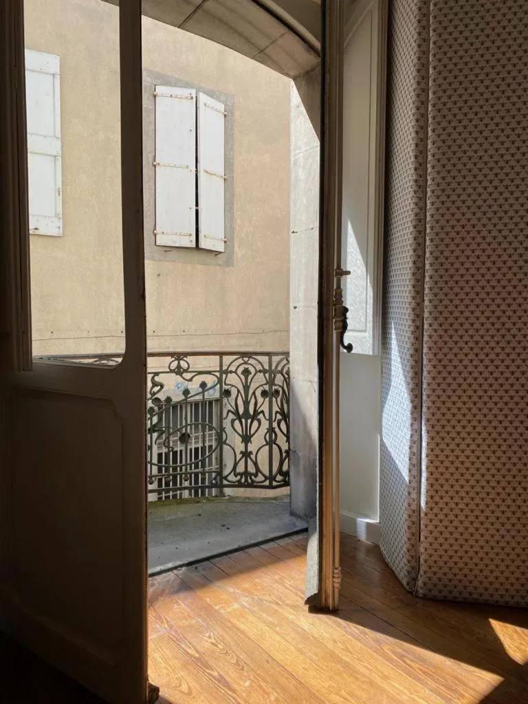 Balcony/Terrace in La Maison de L' Ambassadeur Carcassonne B&B