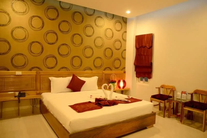 Bed in Red Diamond Hotel