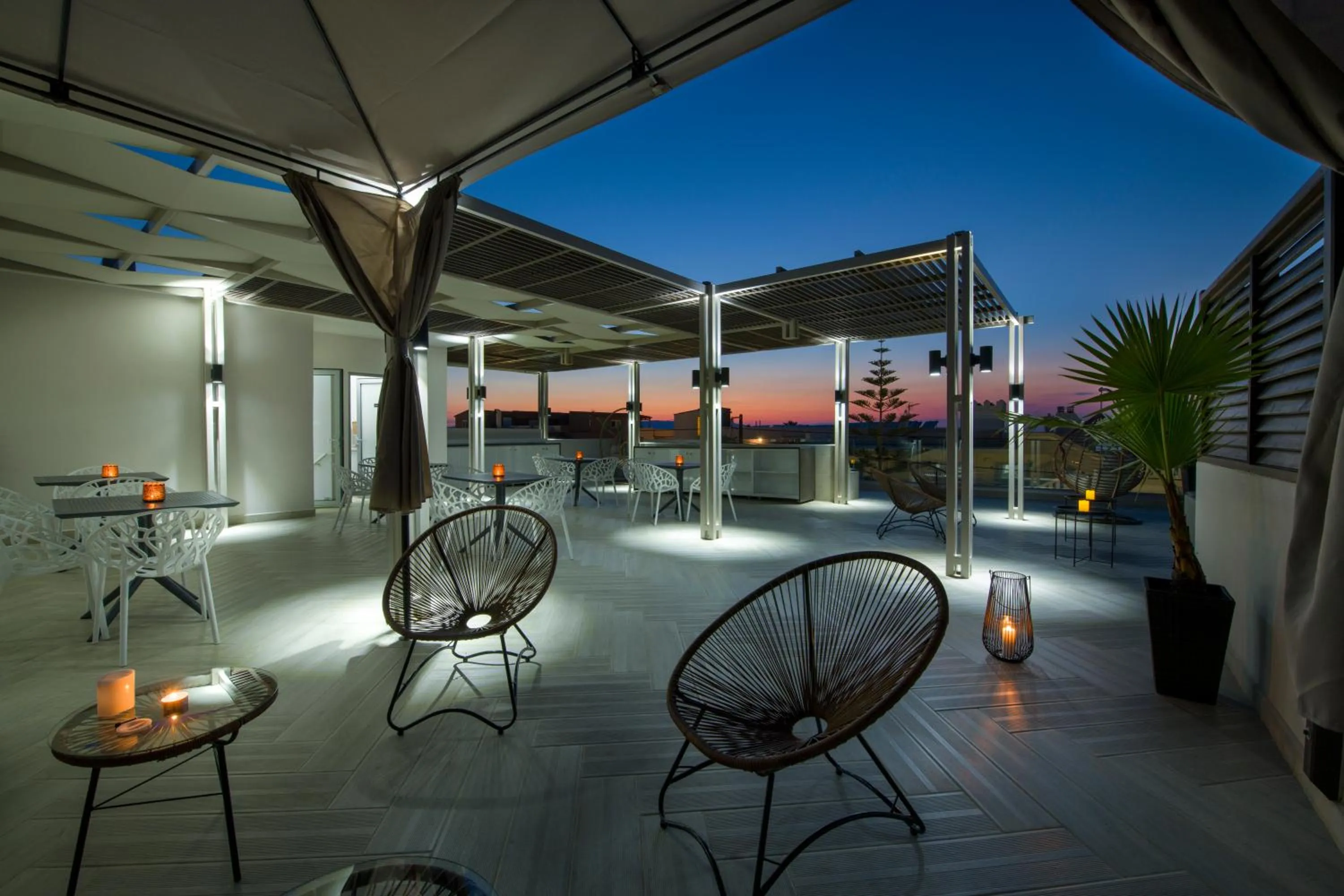 Patio in xSuites Hotel