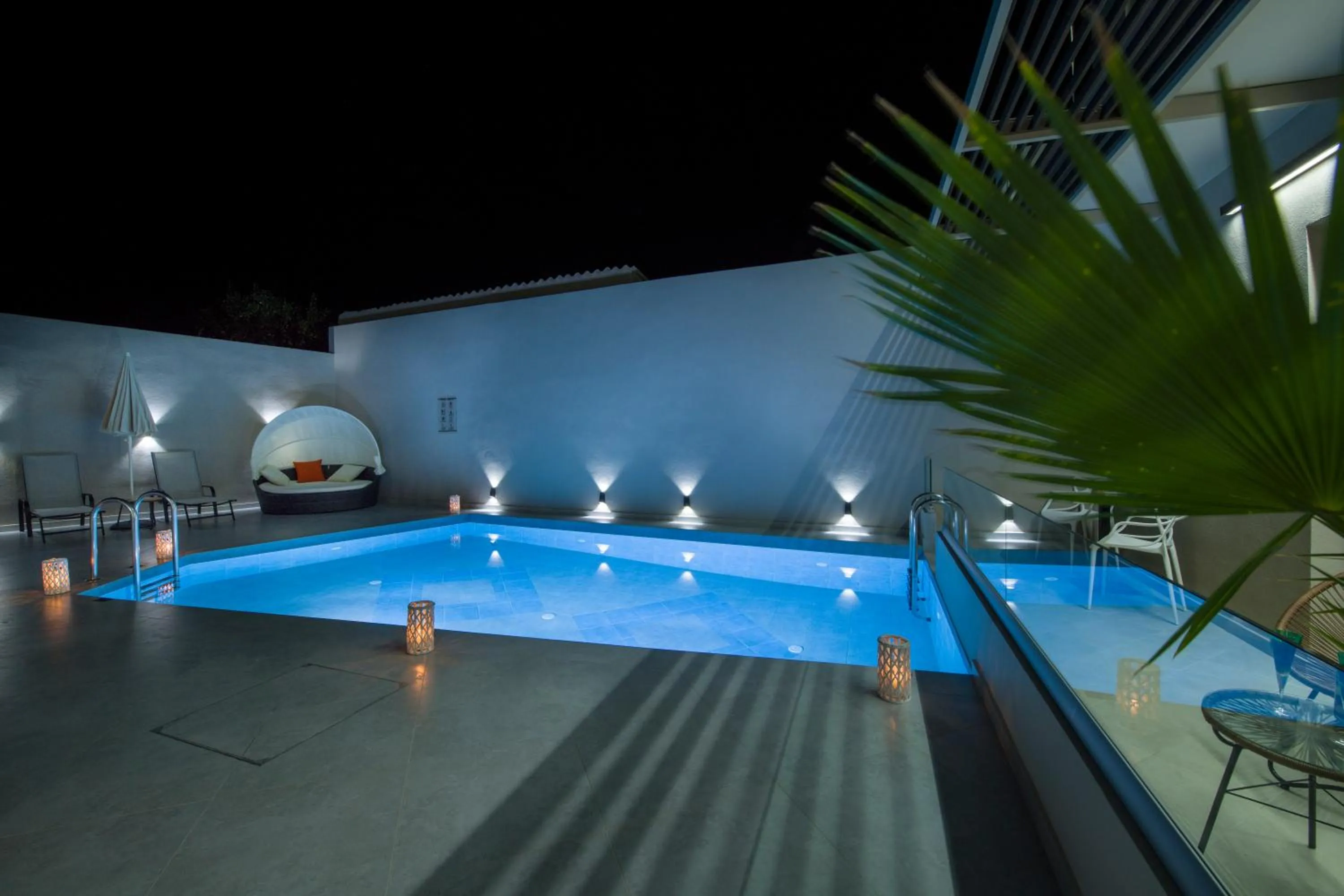 Night in xSuites Hotel