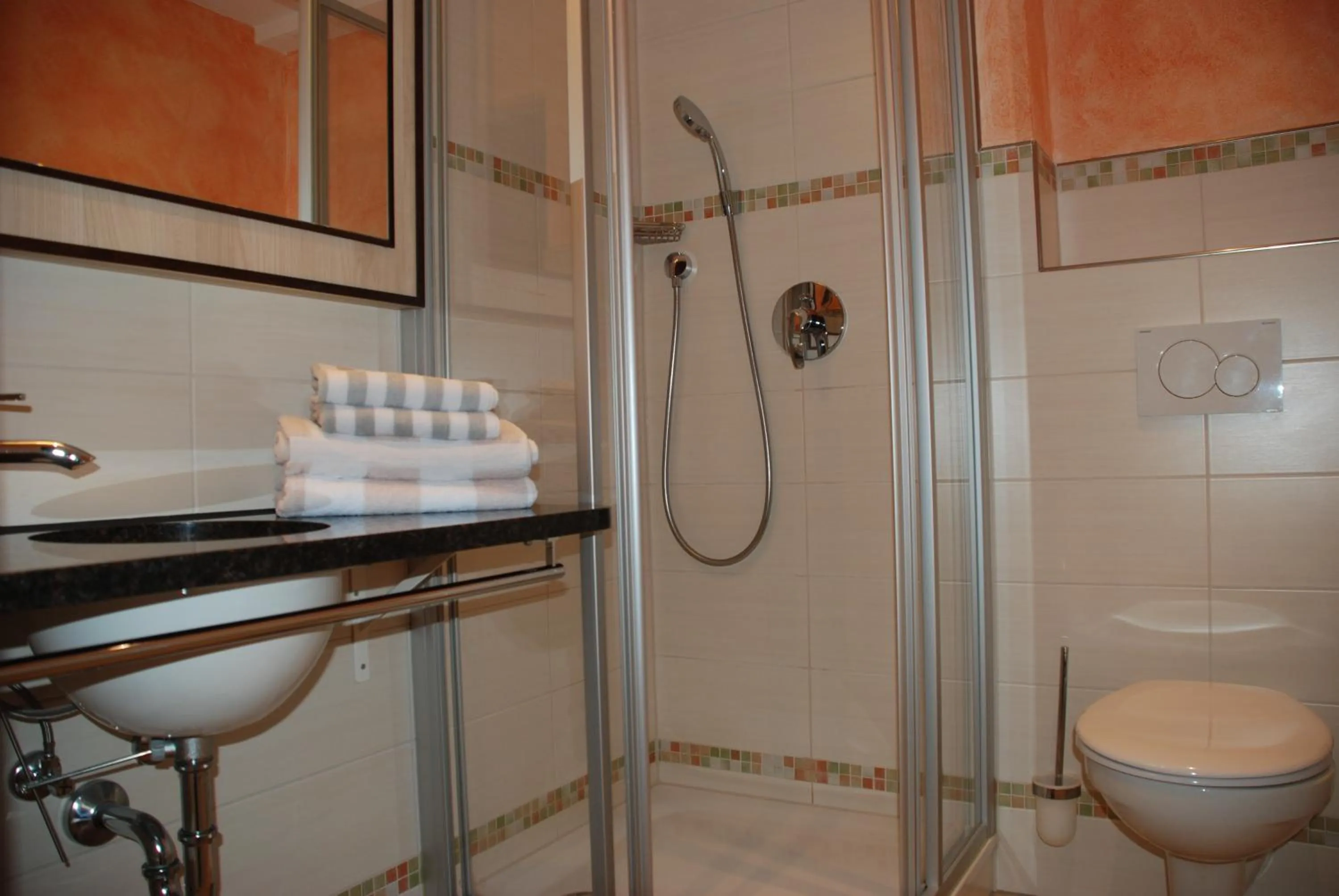 Shower in Hotel & Gästehaus Seehof