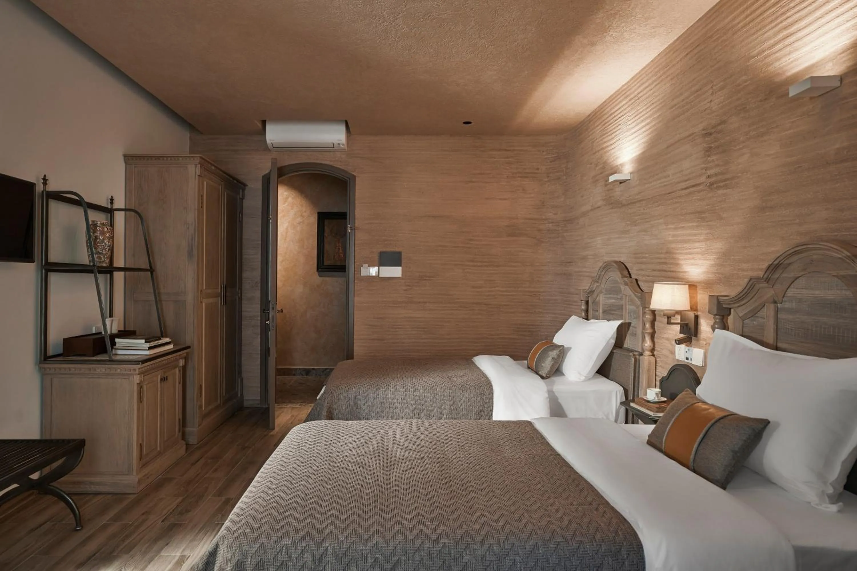 Photo of the whole room, Bed in Le Récit Boutique Hôtel de Dalat