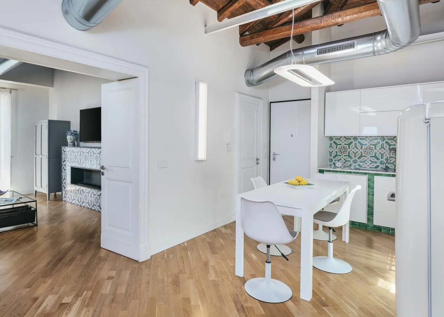Photo of the whole room in The Silver Lava - design apartment and spa