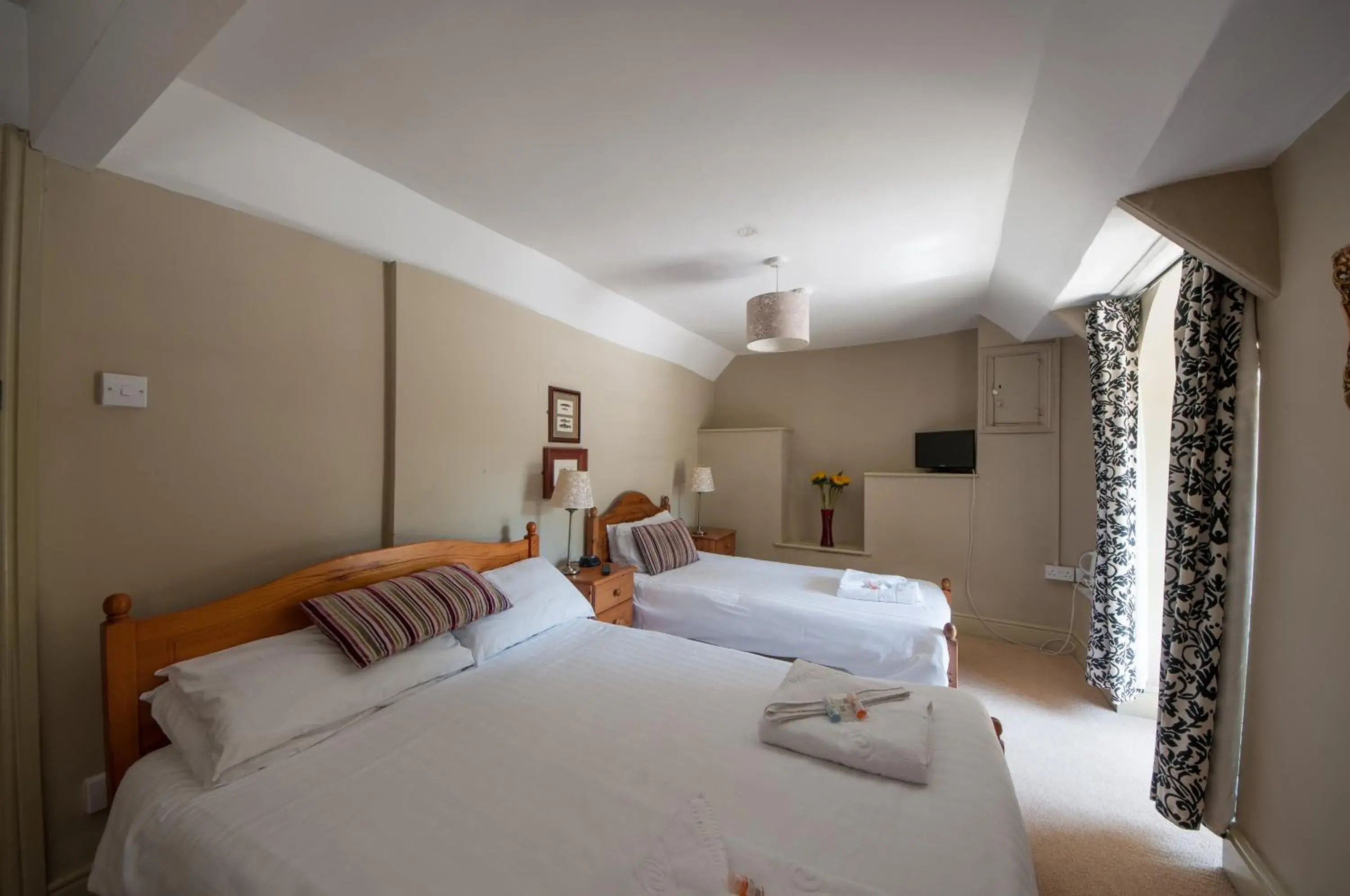 Standard Twin Room in The Old Inn Standard Twin Room in The Old Inn