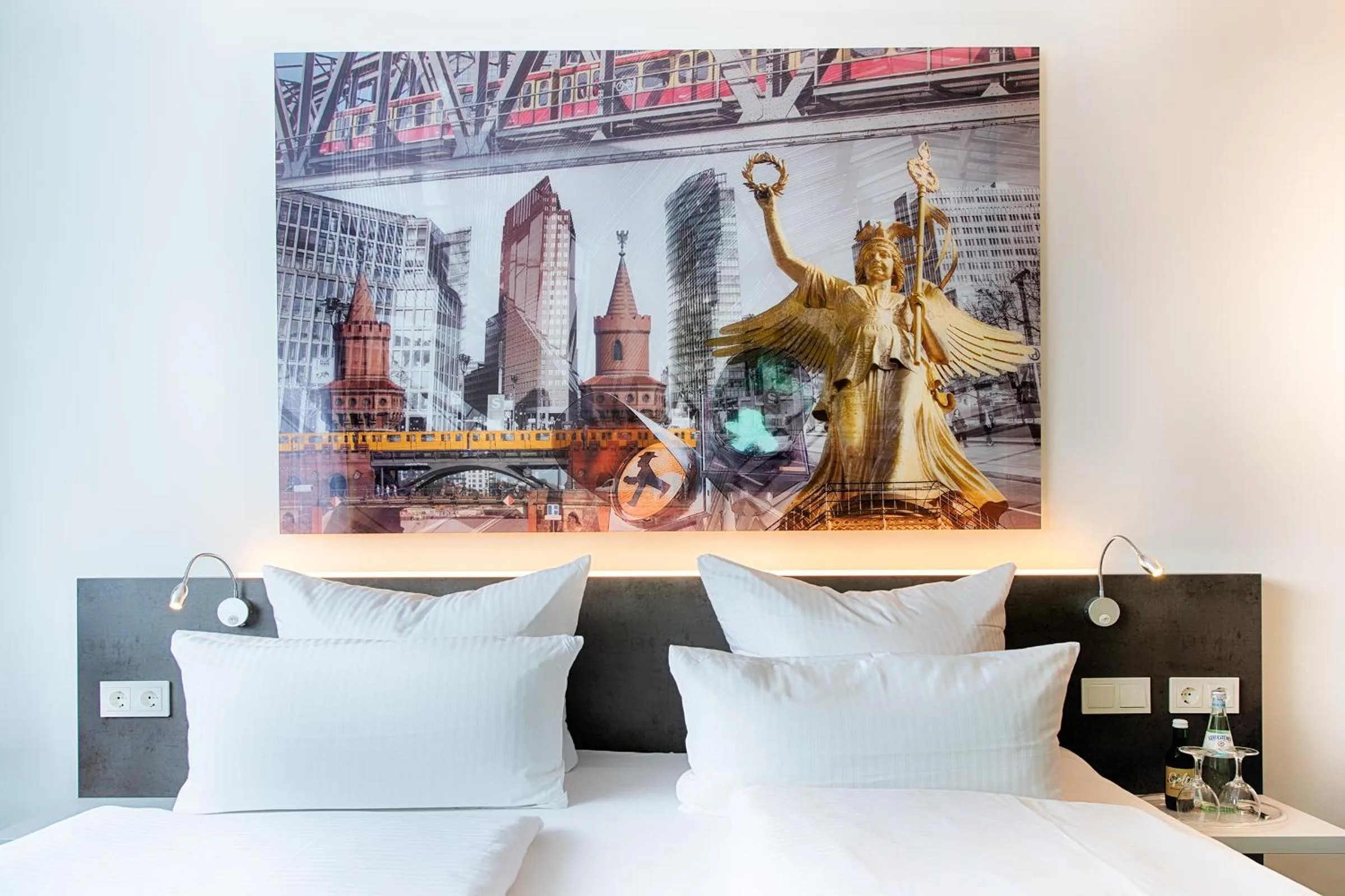 Photo of the whole room, Bed in Hotel Carolinenhof