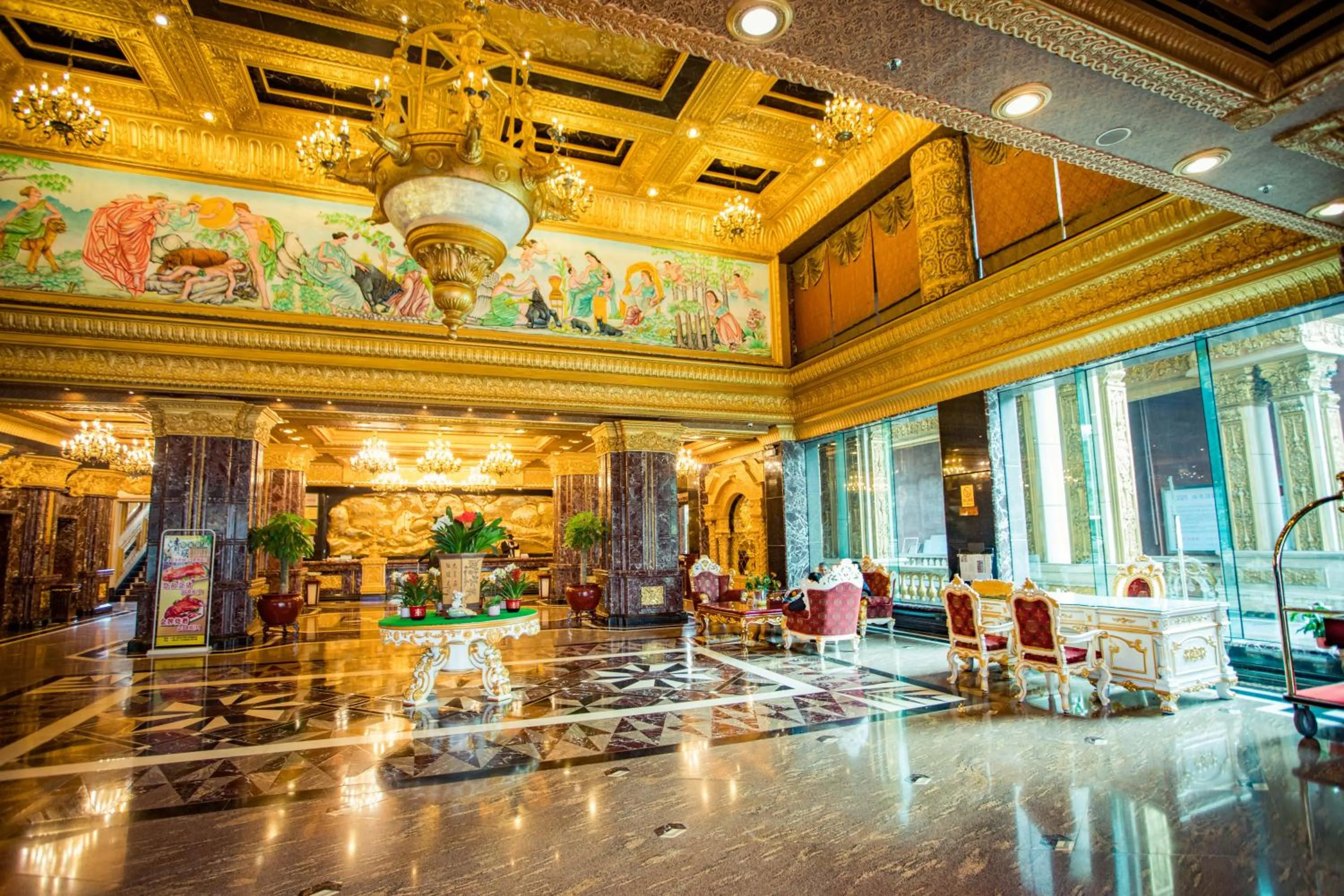 Lobby or reception in Nanyang King's Gate Hotel--Free Shuttle Service to Canton Fair