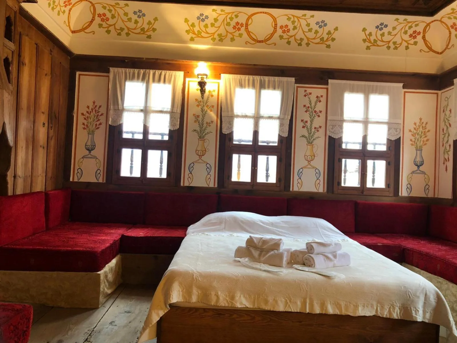 Massage, Bed in Paphlagonia Yoruk Muratoglu Konak