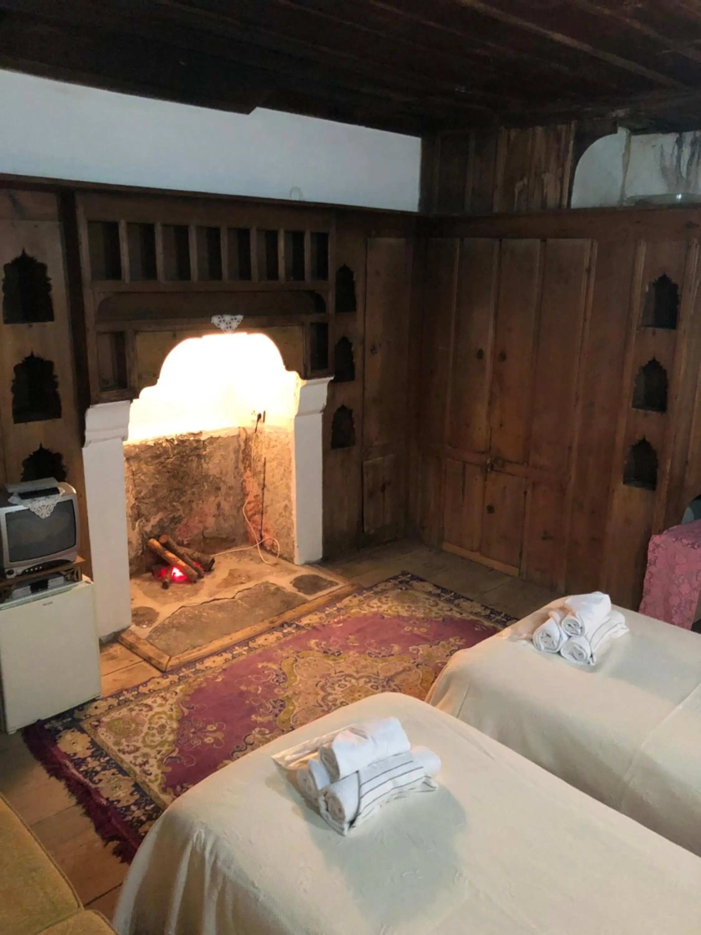 Massage, Bed in Paphlagonia Yoruk Muratoglu Konak