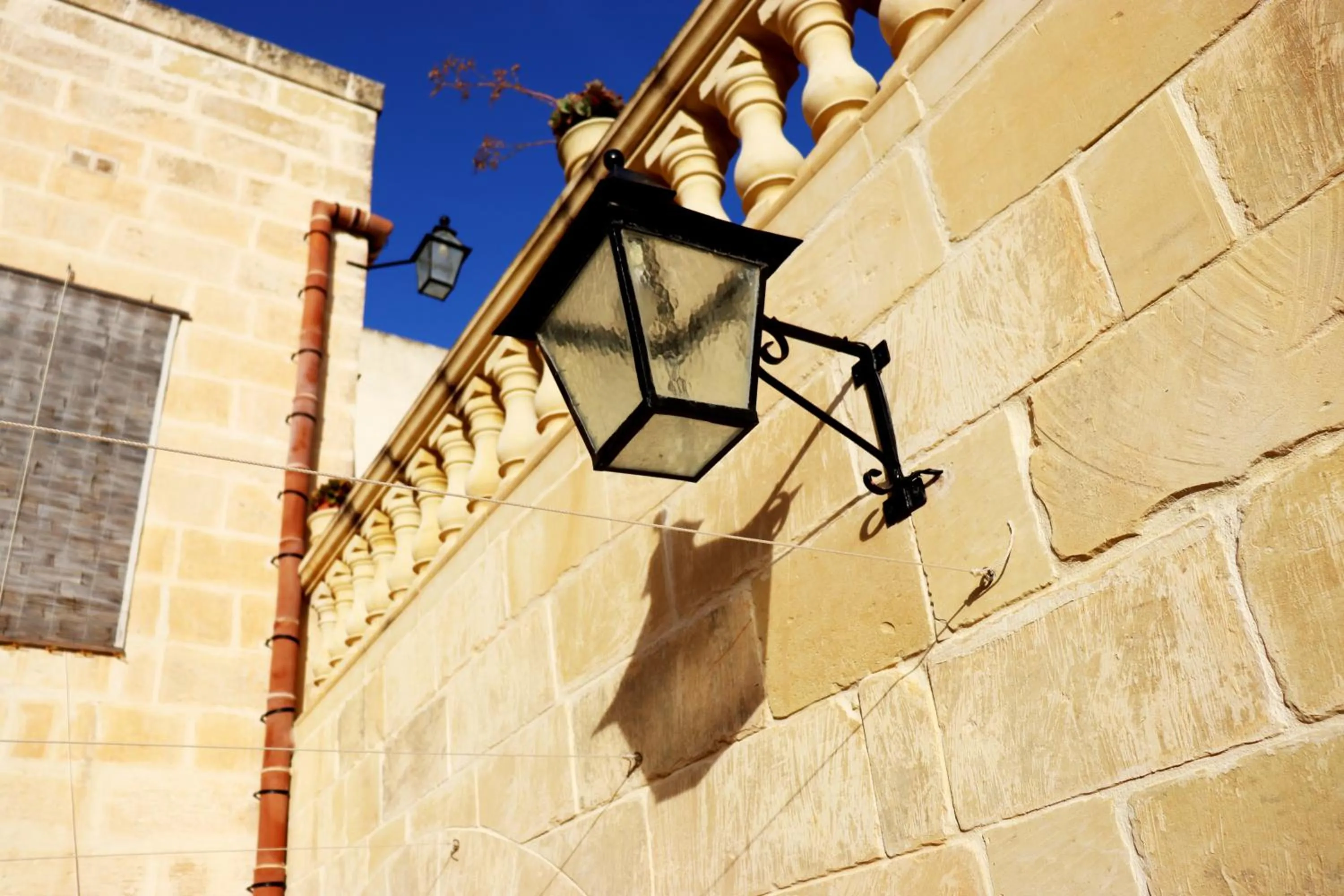Inner courtyard view in Il-Bàrraġ Farmhouse B&B - Gozo Traditional Hospitality