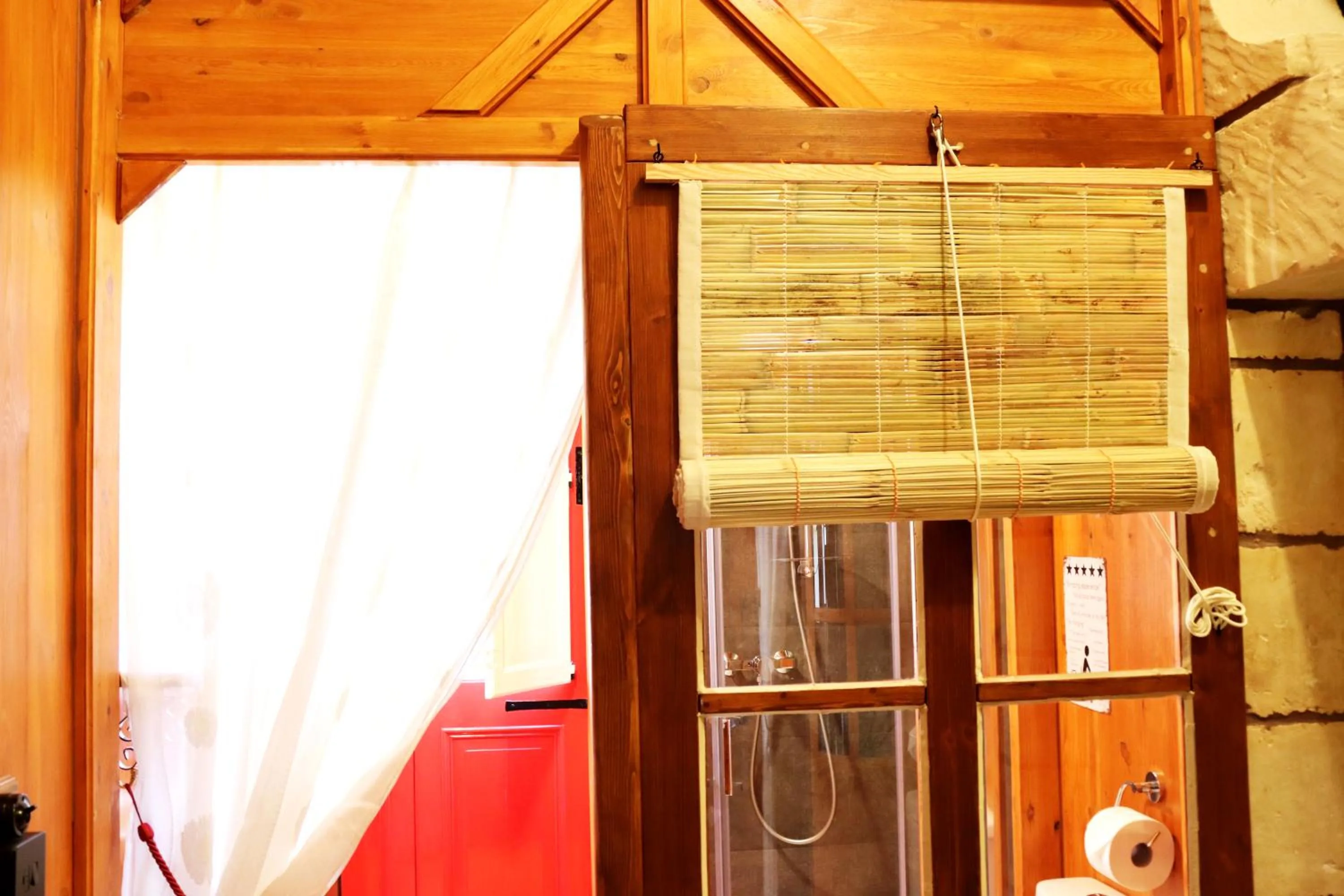 Bathroom in Il-Bàrraġ Farmhouse B&B - Gozo Traditional Hospitality