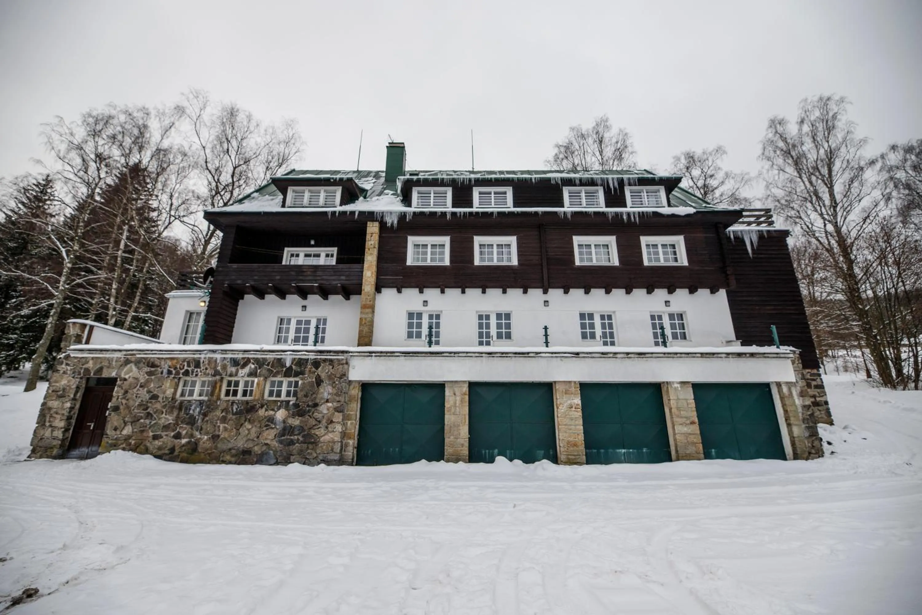 Property building in Aparthotel Panorama