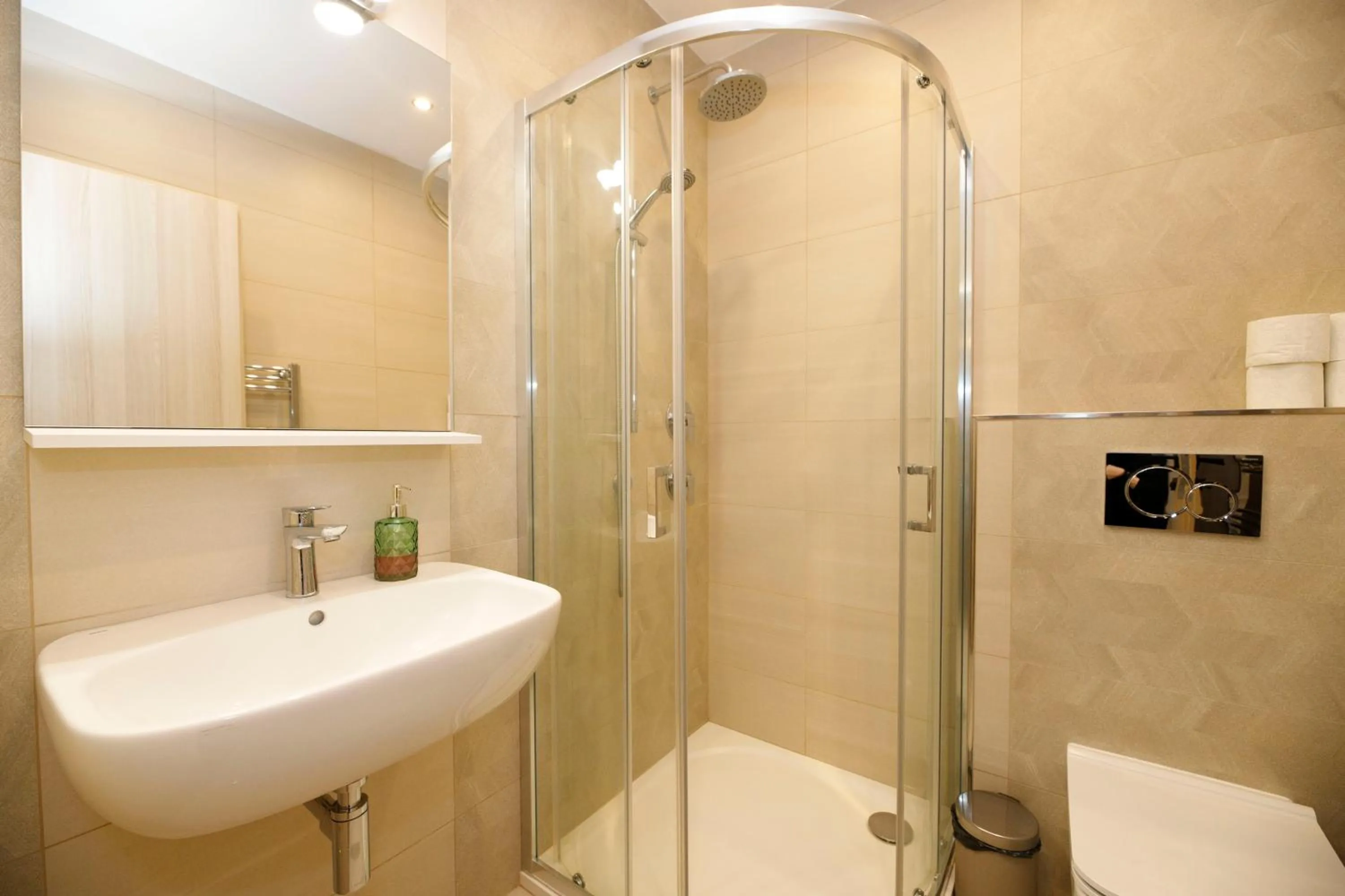 Bathroom in Aparthotel Panorama