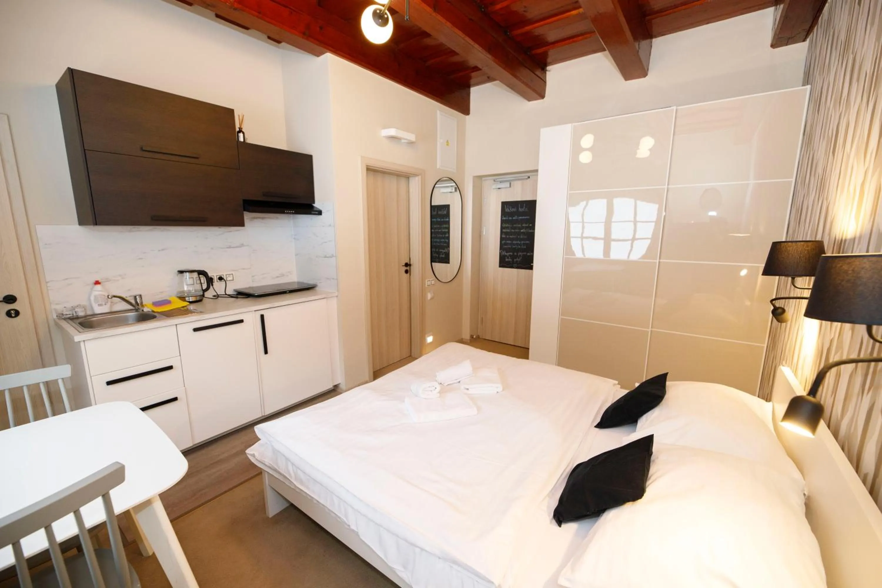 Bedroom, Bed in Aparthotel Panorama