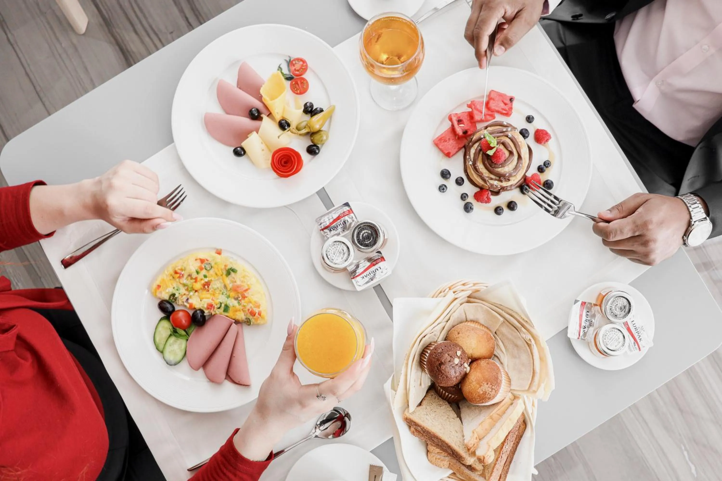 Breakfast in The Bentley Luxury Hotel & Suites