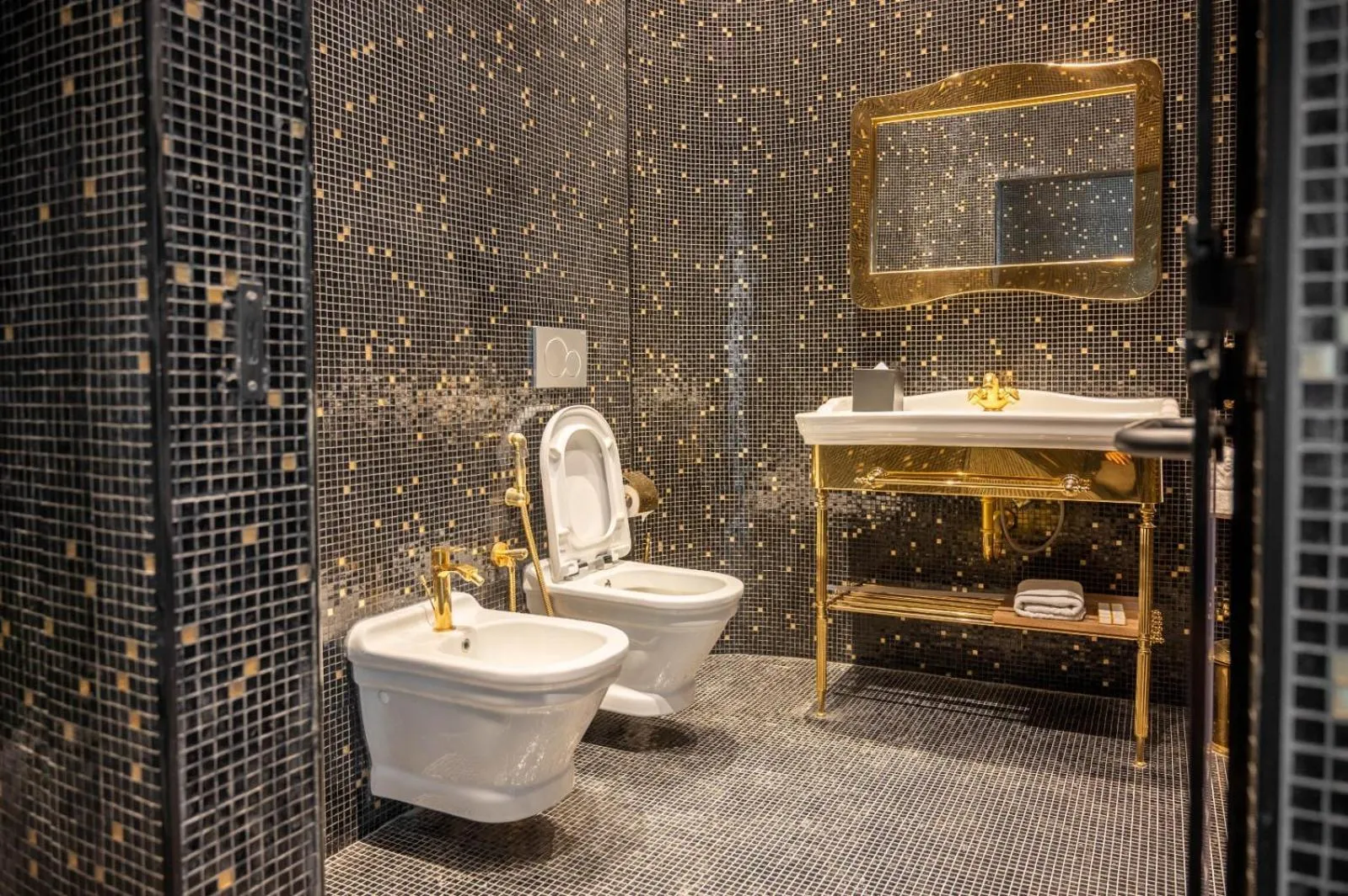 bidet in The Bentley Luxury Hotel & Suites