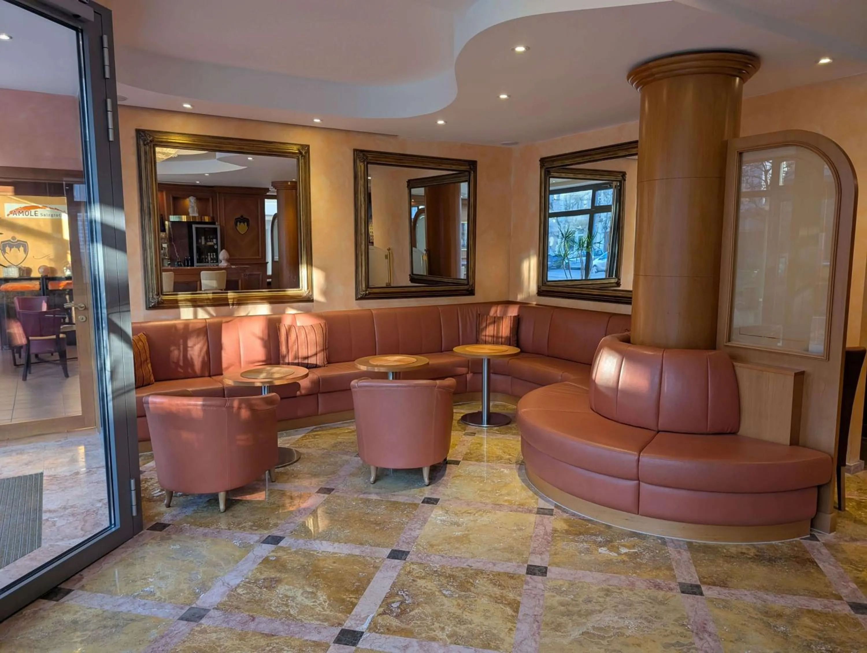 Lobby or reception in Stadthotel Augsburg