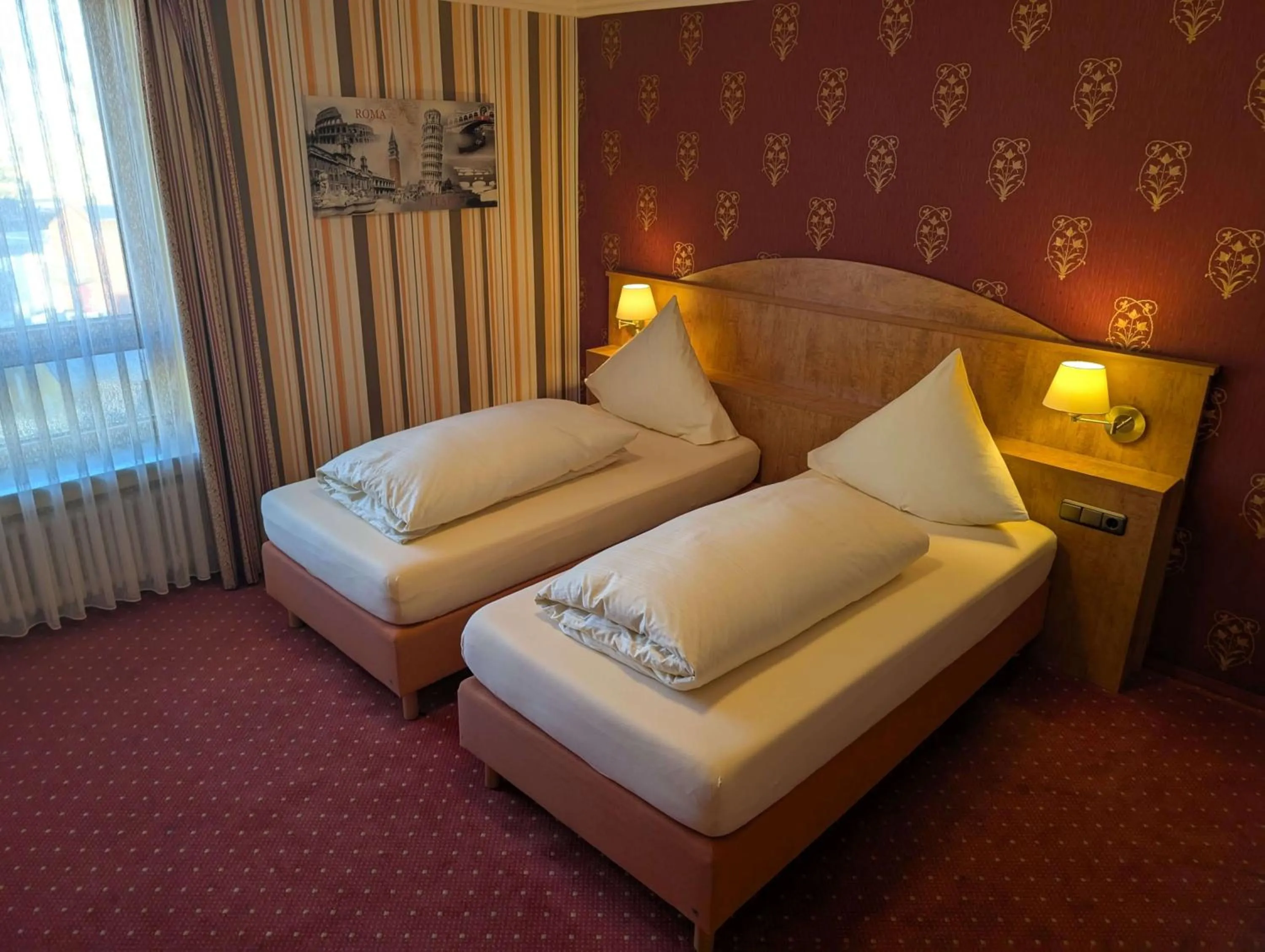 Bed in Stadthotel Augsburg
