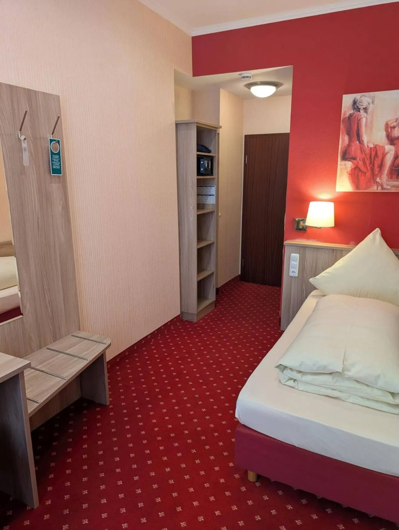 Bed in Stadthotel Augsburg