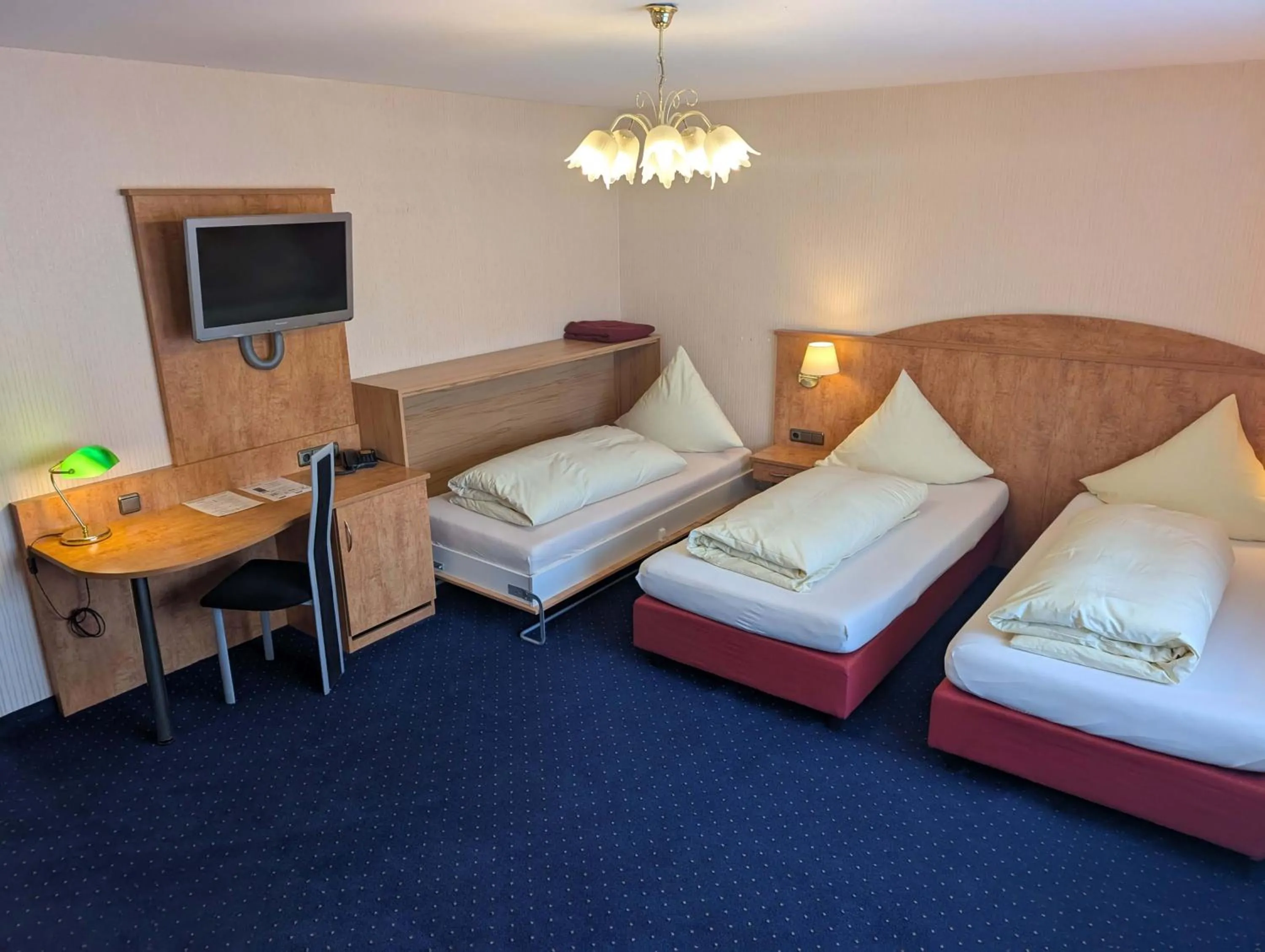 Bed in Stadthotel Augsburg