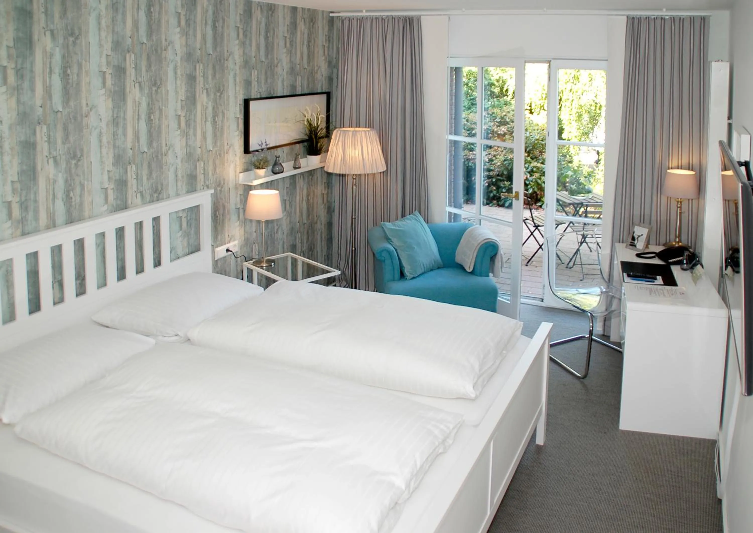 Photo of the whole room, Bed in Hotel Auszeit