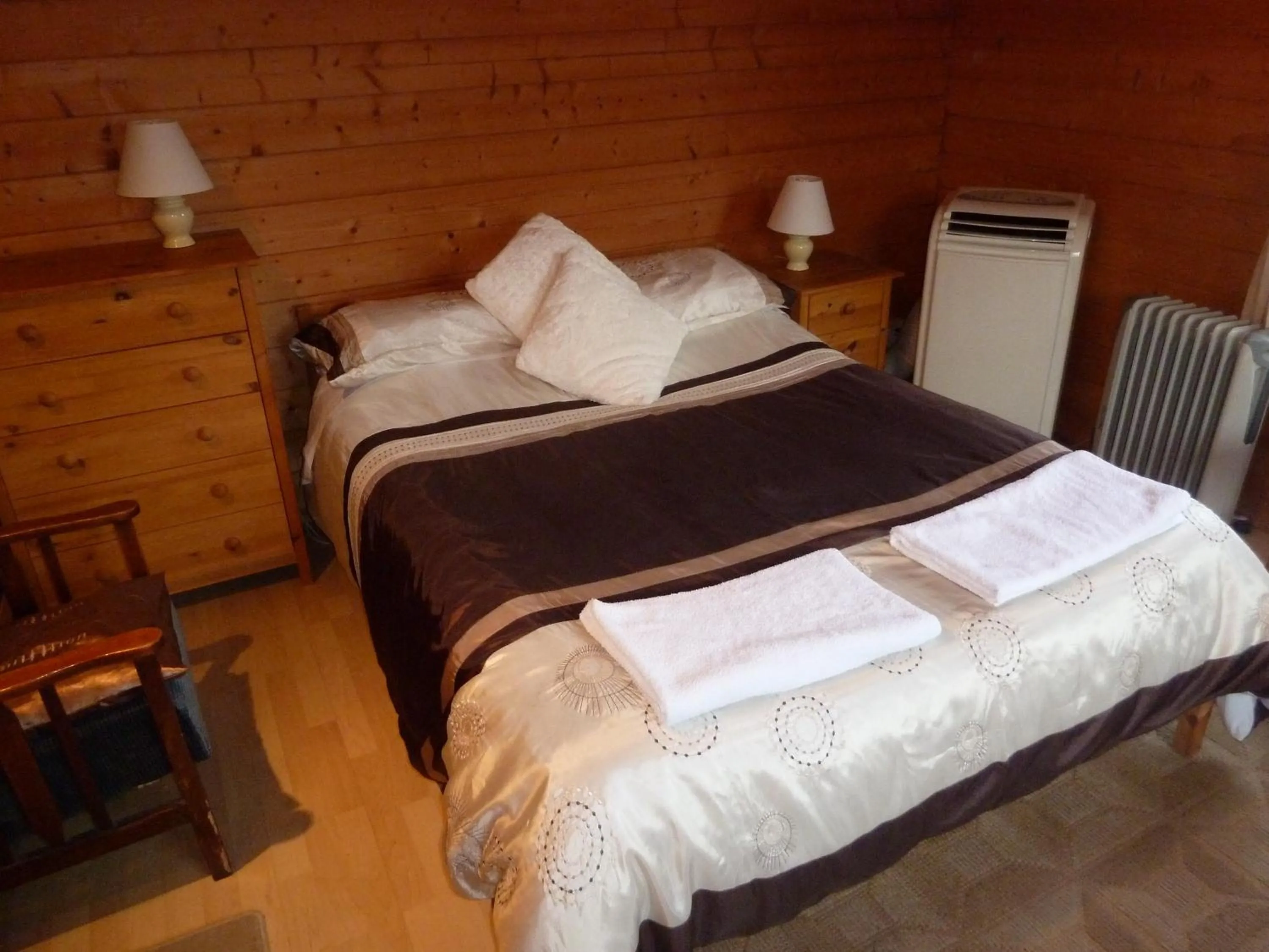 Bedroom, Bed in Hillside Self Catering